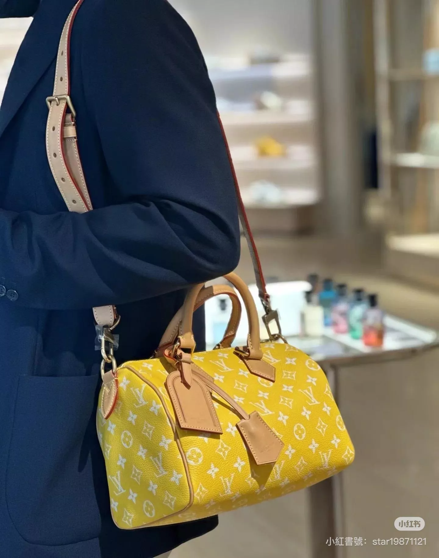 菲董秀款 M24426 黃色 Speedy P9 Bandoulière 25 裡外全真皮