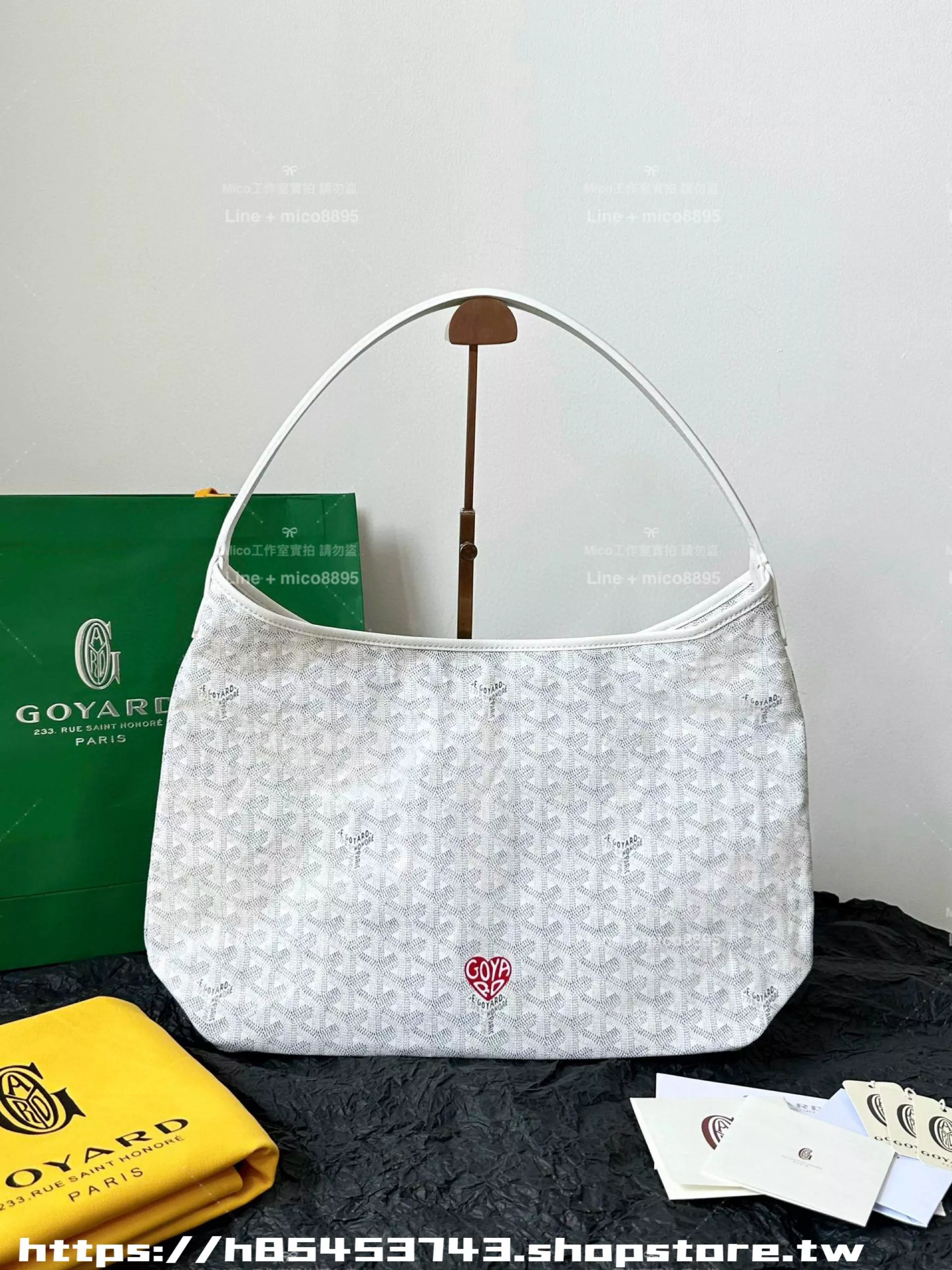 GOYARD 白色x紅色愛心款 Boheme Hobo Bag 拉鍊肩背包