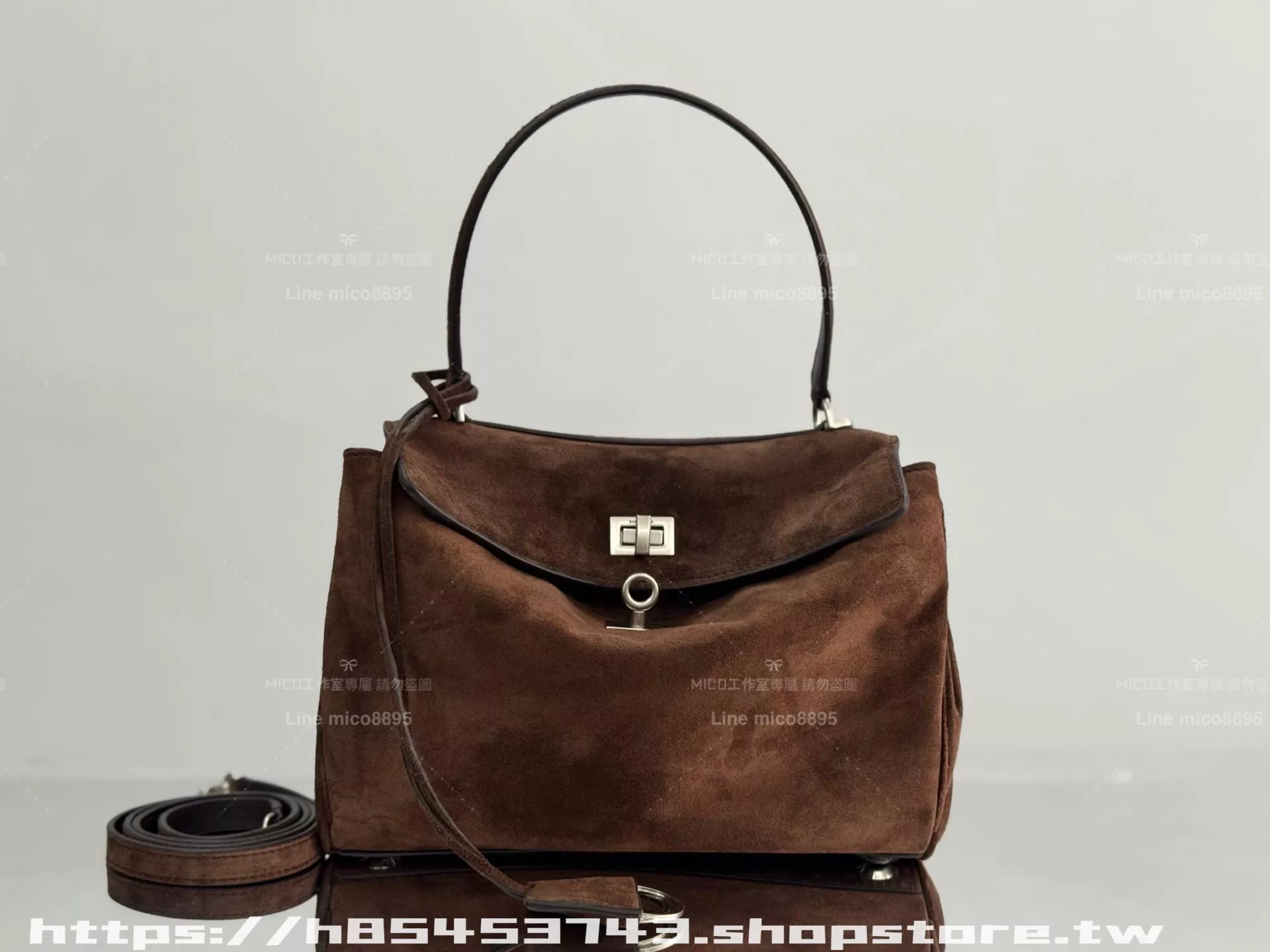 BALENCIAGA Rodeo Bag 麂皮 小號咖啡色(29×20×10cm) BALENCIAGA Rodeo Bag 麂皮 小號咖啡色(29×20×10cm)