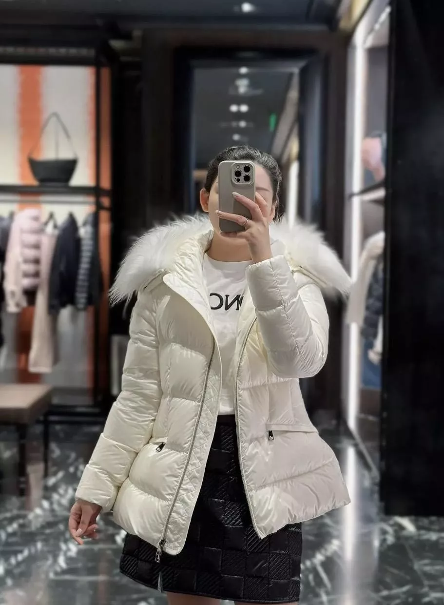 MONCLER Boed短款腰帶羽絨服 羽絨外套｜黑／白（尺寸：1／2／3）