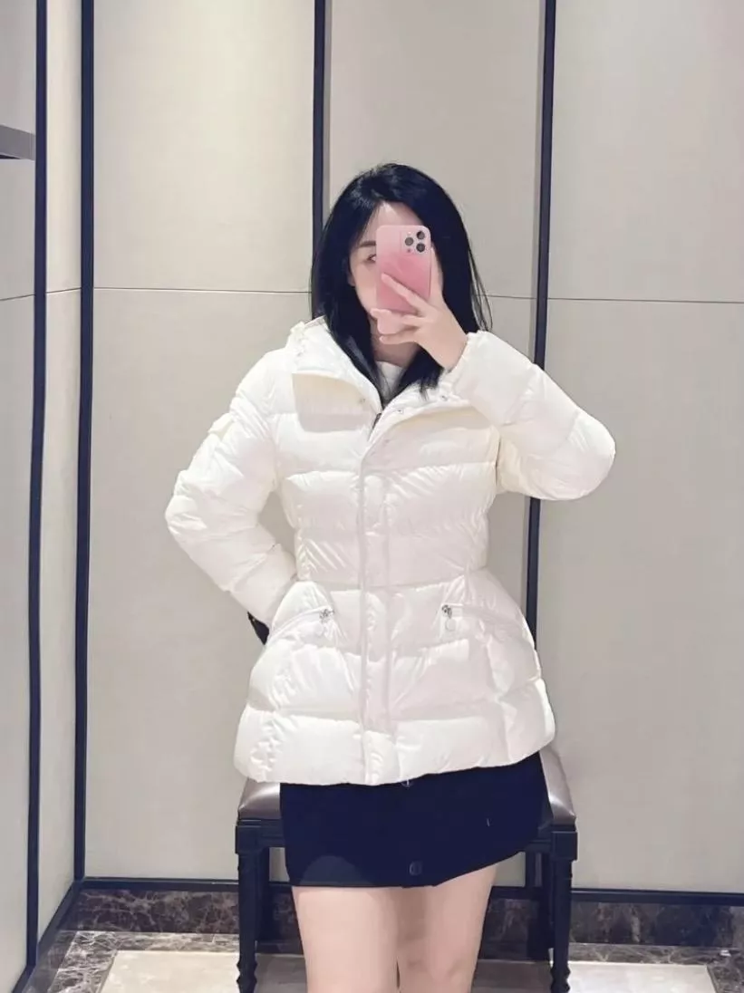 MONCLER Barante羽絨服 白色 【0/1/2/3碼】收腰小A版光澤羽絨外套・三色可選・冬日輕盈保暖款