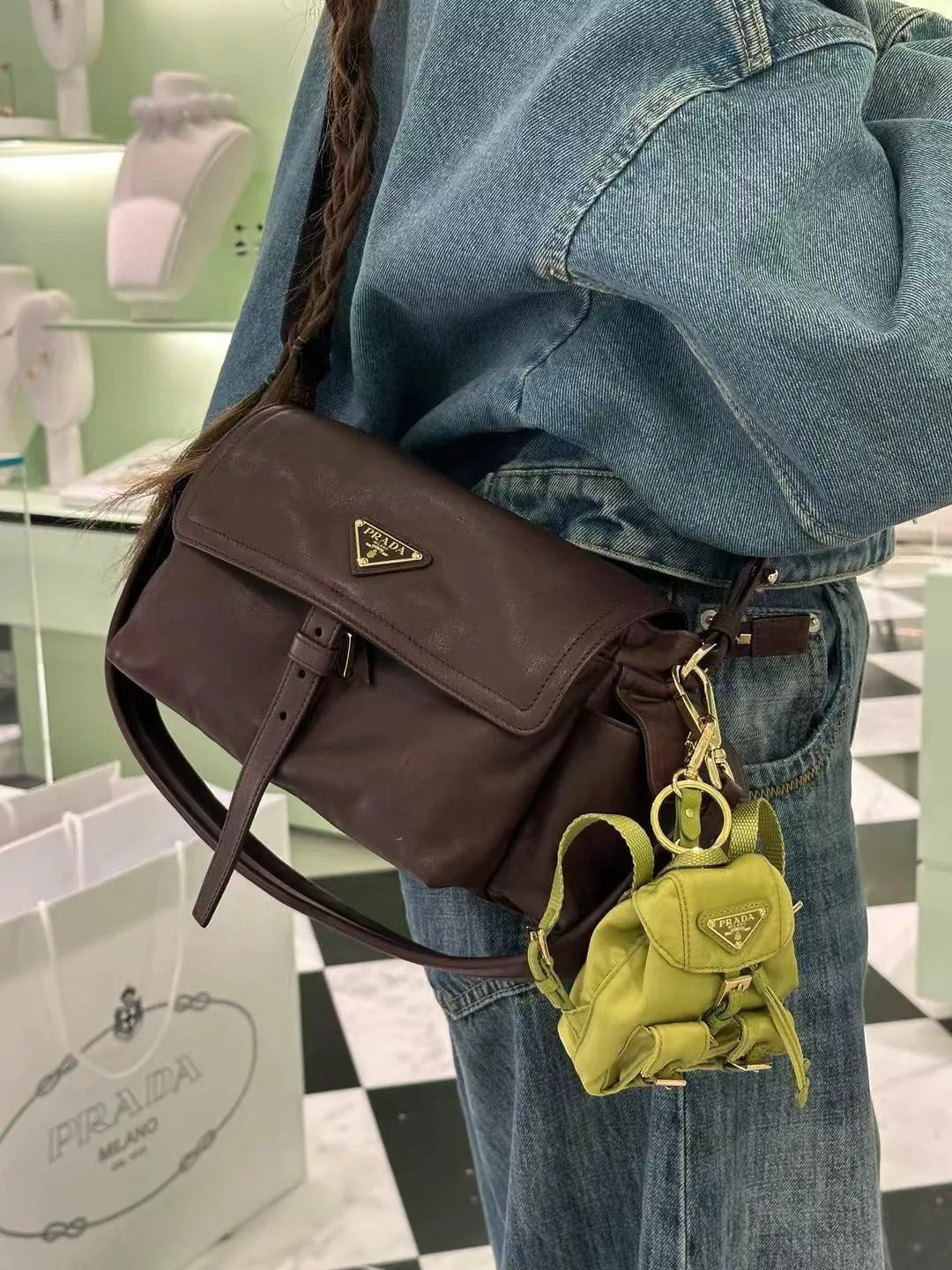 PRADA  酒紅 羊皮款Explore 郵差包｜中號｜1BD394｜30cm百搭雙肩帶版