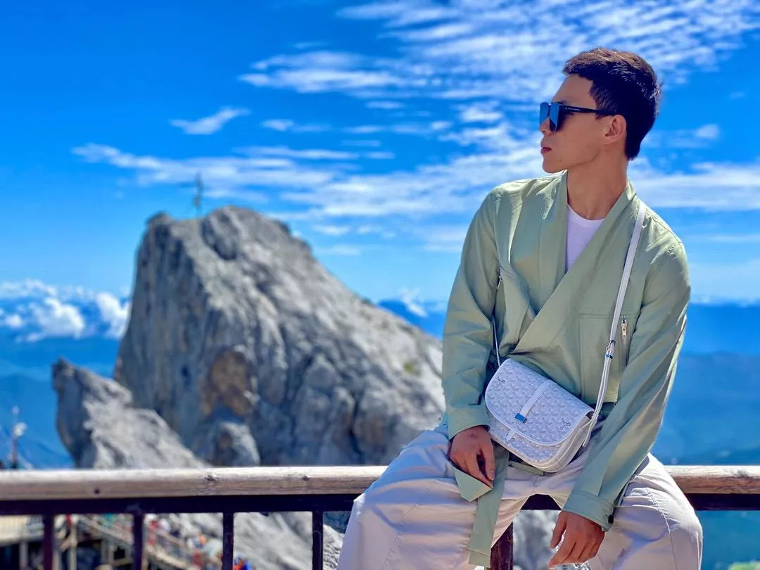 Goyard 純白色 復古郵差包 Belvedere PM ／22cm／可調肩帶設計