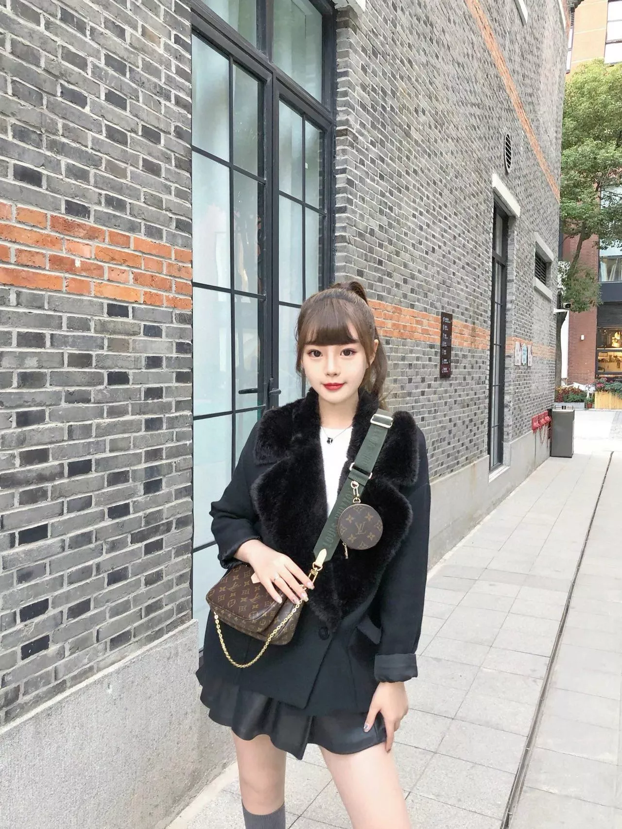 【Multi Pochette Accessories 五合一肩背包】M44813／綠色肩帶款