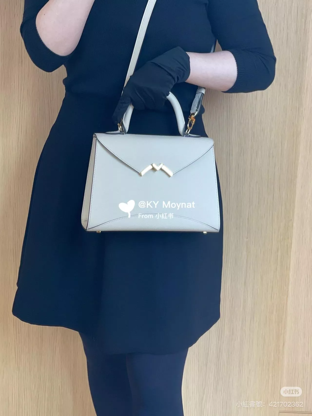 MOYNAT Gabrielle PM 奶昔白／金扣／大號 26cm