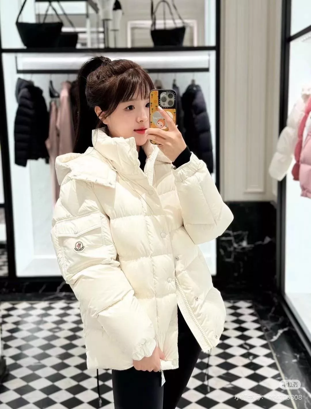 Moncler 女款 啞光白 70周年限定版羽絨服｜經典MAYA剪裁｜90白鵝絨填充｜0-3碼