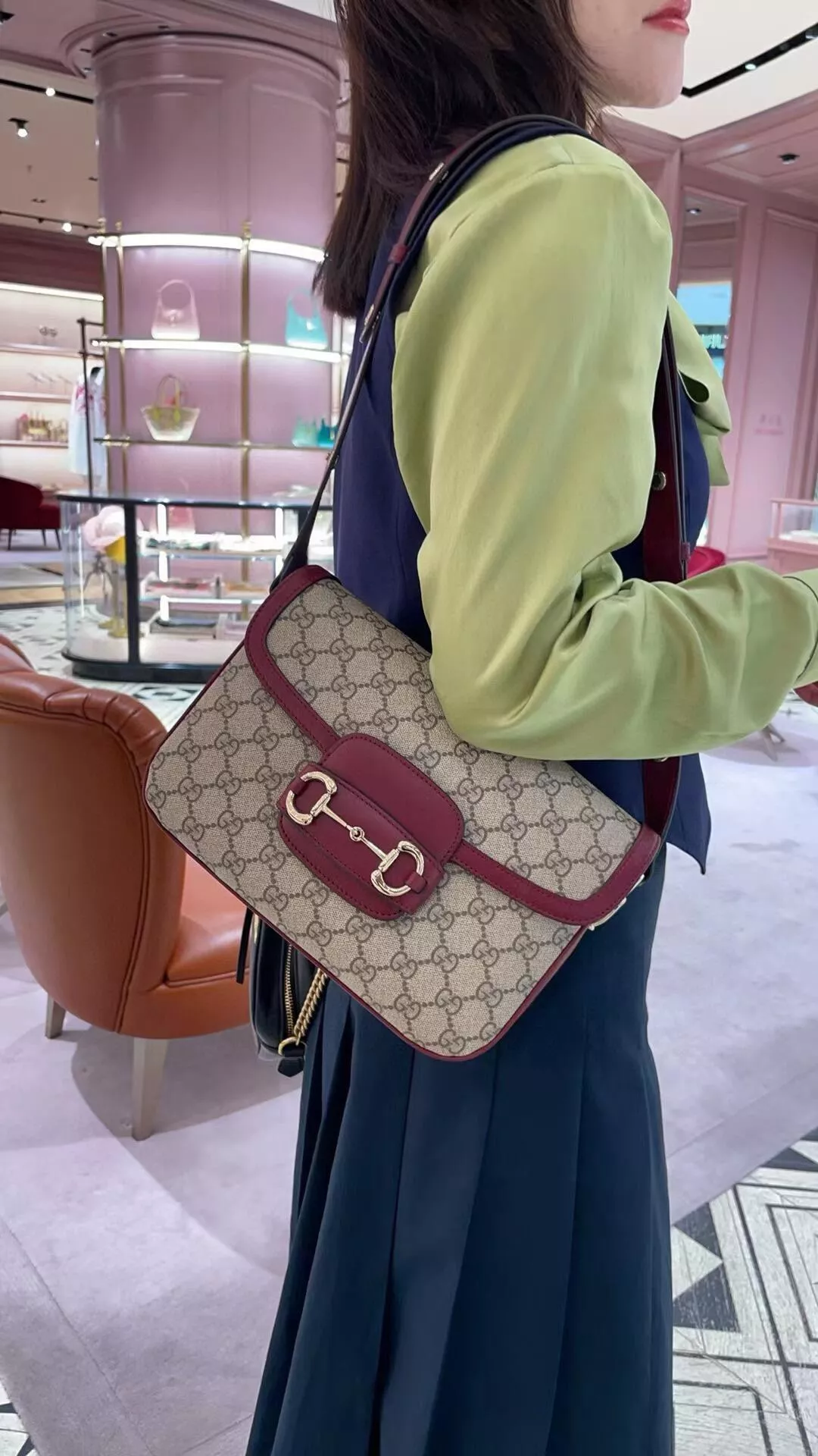 GUCCI｜新版本 大號/25cm Horsebit 1955 馬鞍包 安可拉紅（型號 815178）