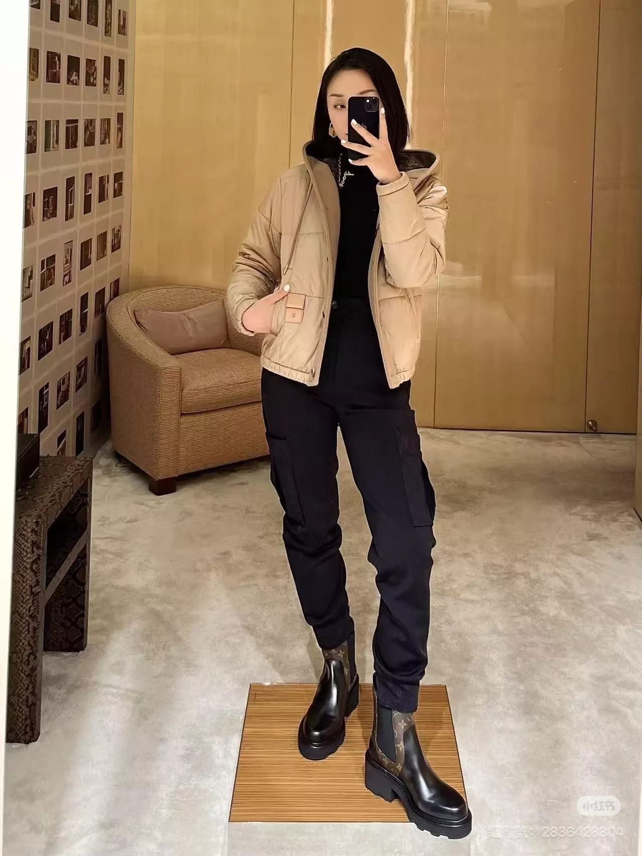 LV 頂級绗縫連帽鵝絨夾克 | 羊毛拼接/防水錦綸 36-40 碼