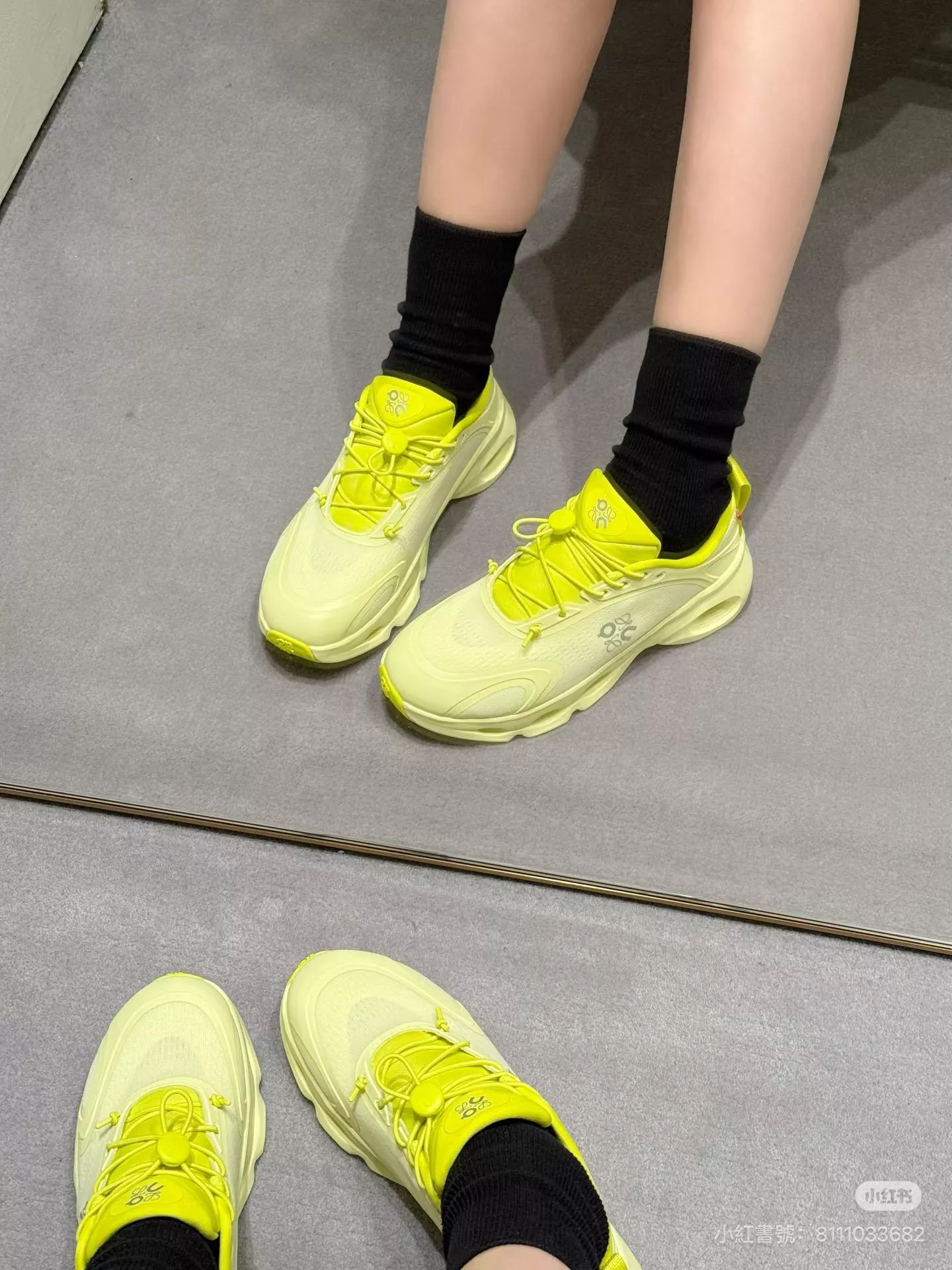 Loewe × On｜Cloudsolo 聯名輕量運動鞋