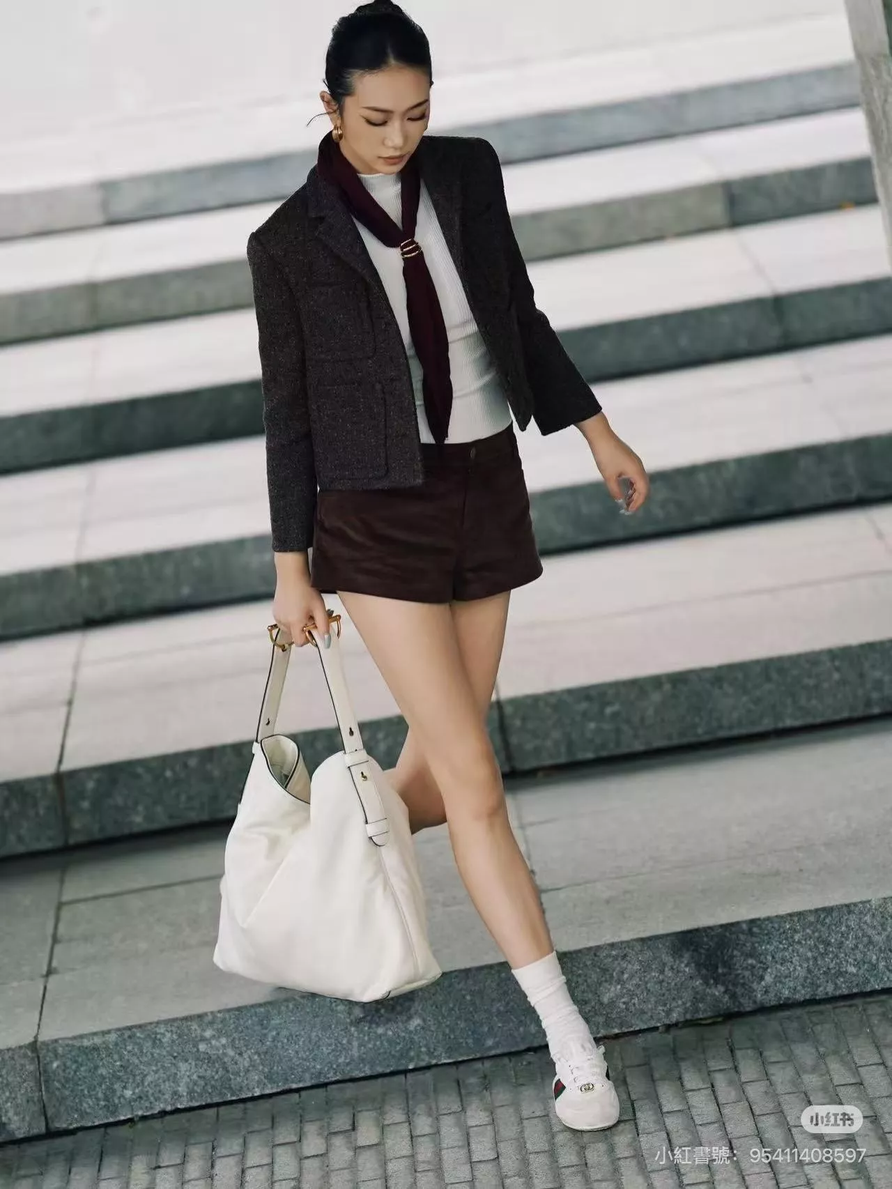 Gucci｜Beatrix 系列大號托特包（型號：850926／白色牛皮）