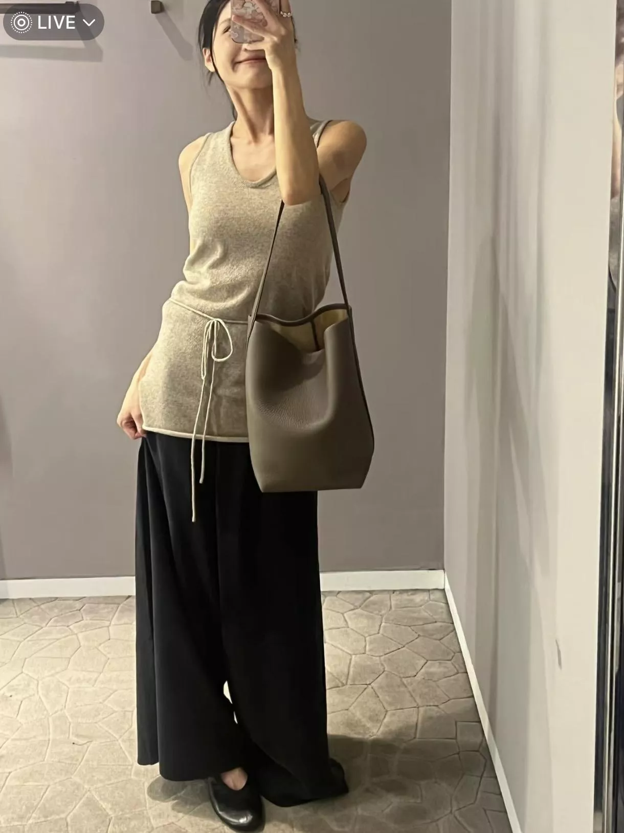 The Row 小羊皮款/象灰色 Medium 中號 N/S Park 皮革托特包