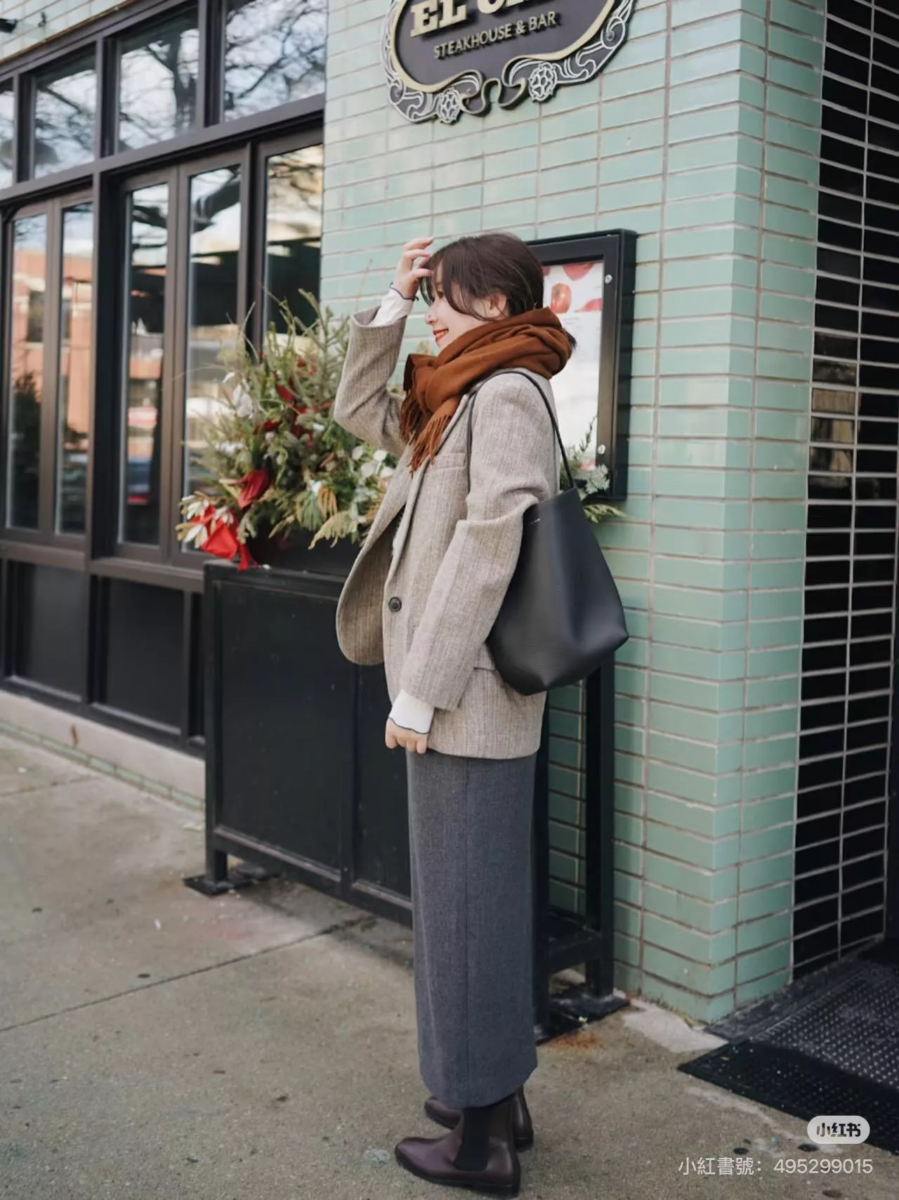 The Row 馬鞍皮款/黑色 Medium 中號 N/S Park 皮革托特包