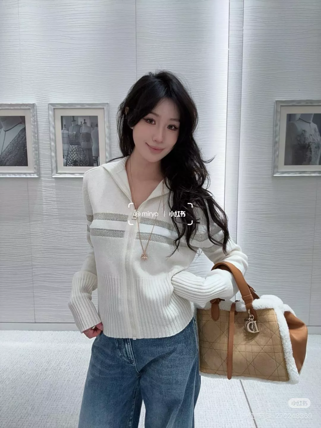 DIOR 極簡高訂開襟毛衣（36/38/40）｜雙條紋設計 奶白色拉鍊款 羊絨混紡