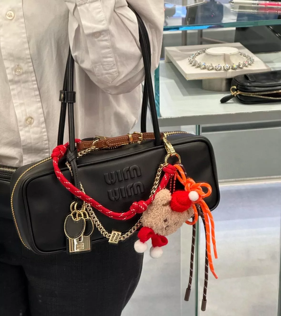 Miu Miu｜BEAU 皮革手袋小號（黑色）5BB173 28cm