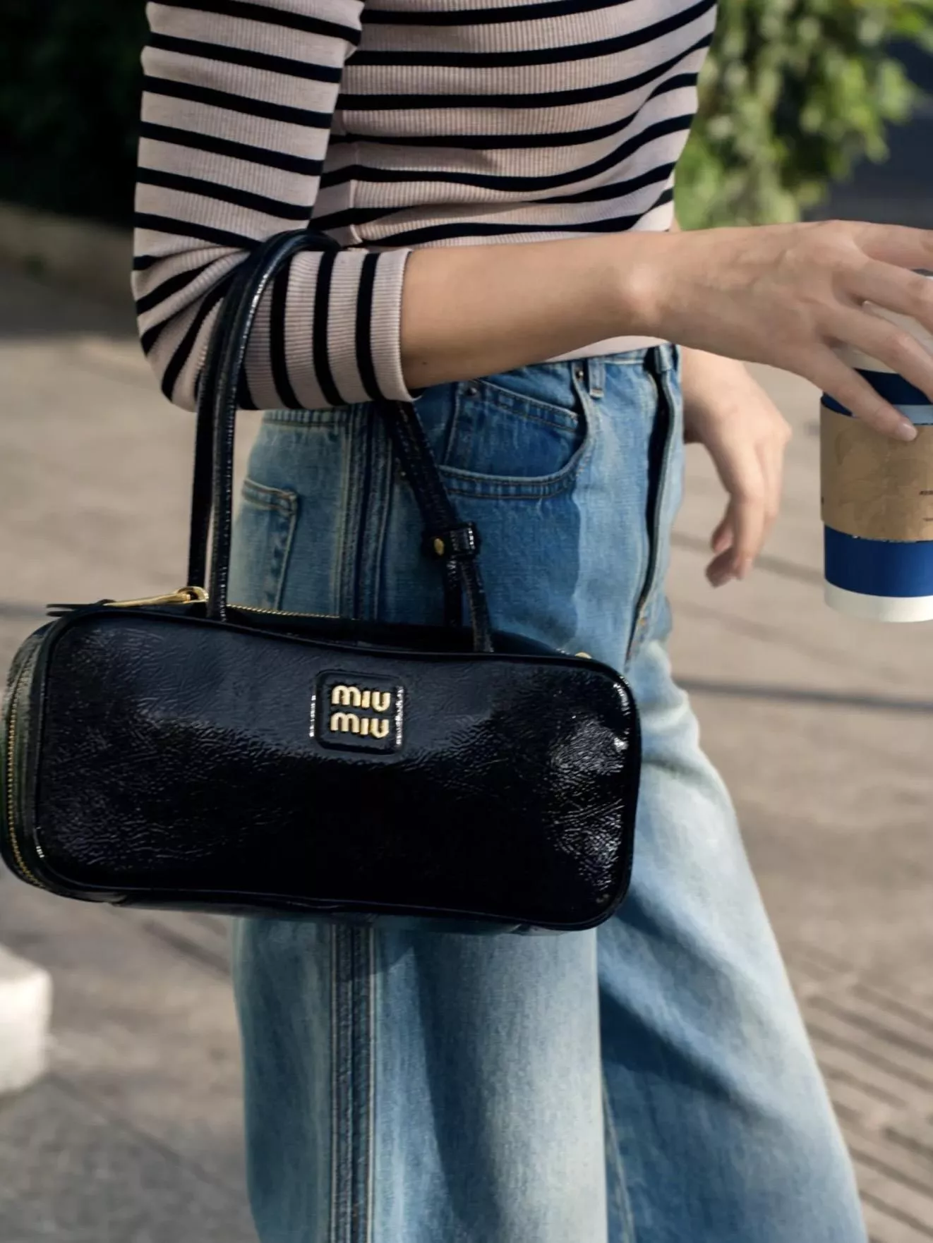 Miu Miu｜5BB173 BEAU 公文包中號（漆皮黑）