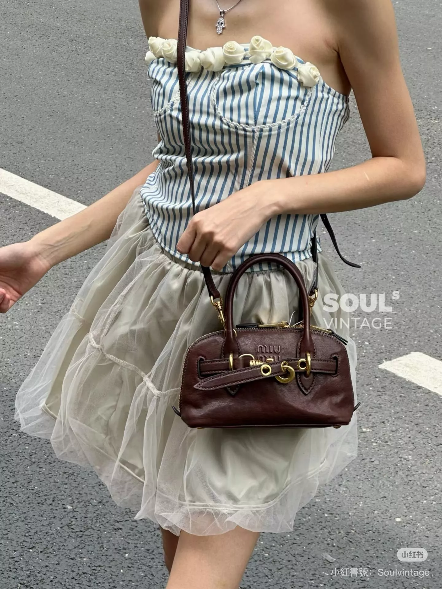 Miu Miu｜AVENture Mini 手袋（石楠木色）5B090 Aventure mini nappa leather bag