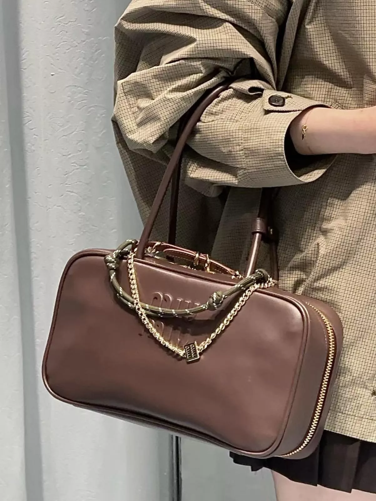 Miu Miu｜BEAU 公文包中號（石楠木色）5BB172 30cm