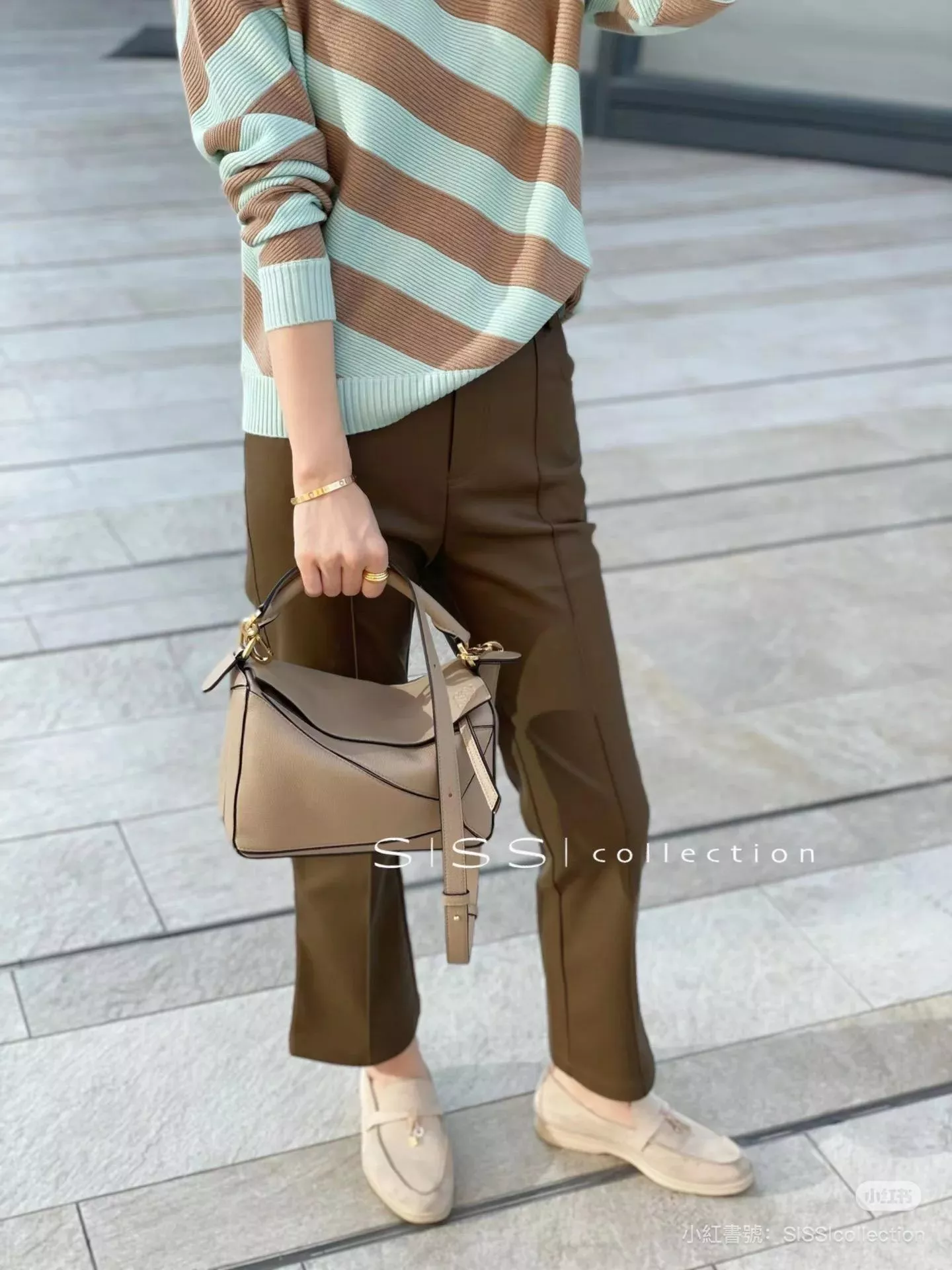 LOEWE｜Puzzle Small Featherlight 手袋（納帕羊皮・沙色）24cm