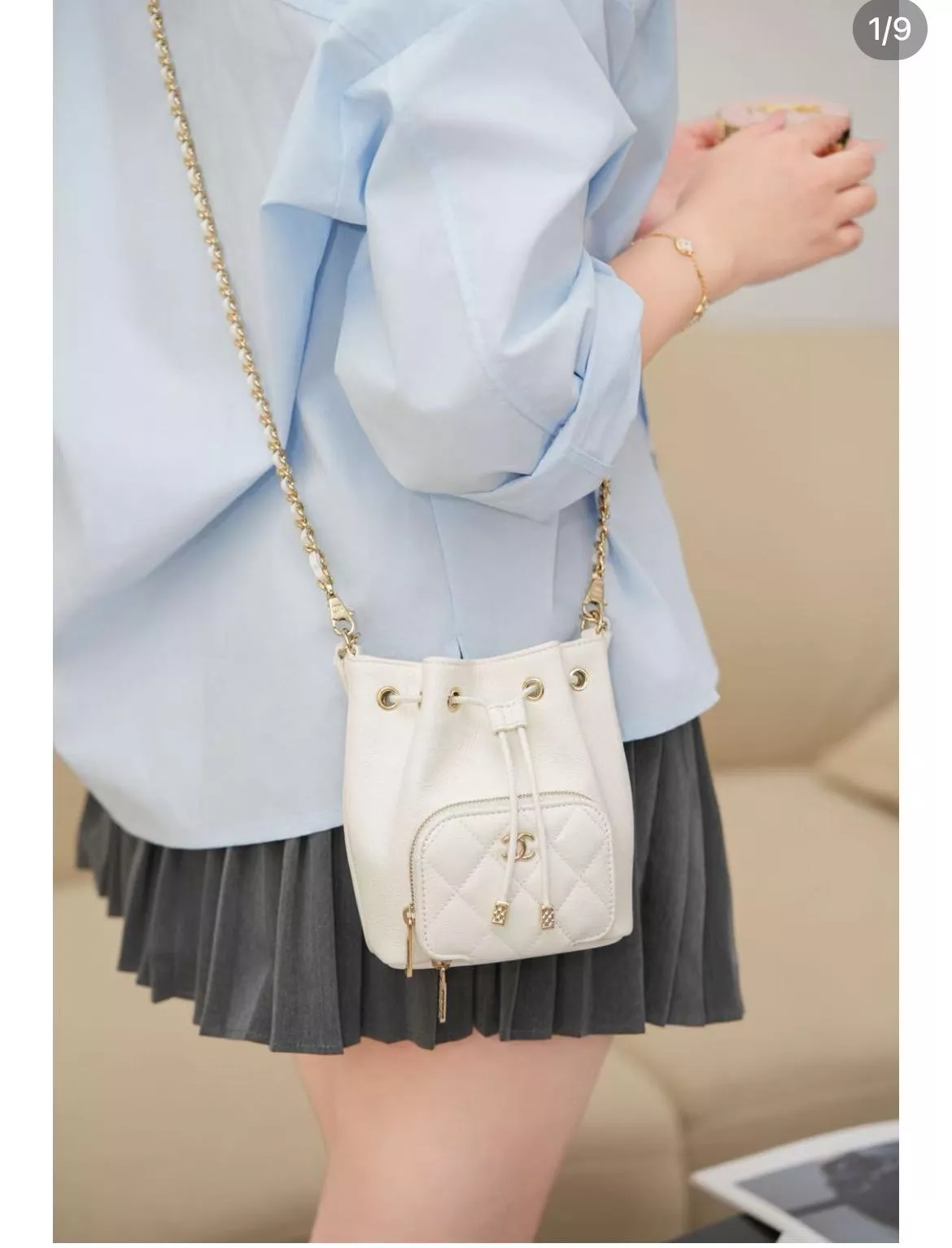 25B mini鏈條抽繩小水桶包 福袋包 白色/魚子醬牛皮（12.5×10×7.5cm）