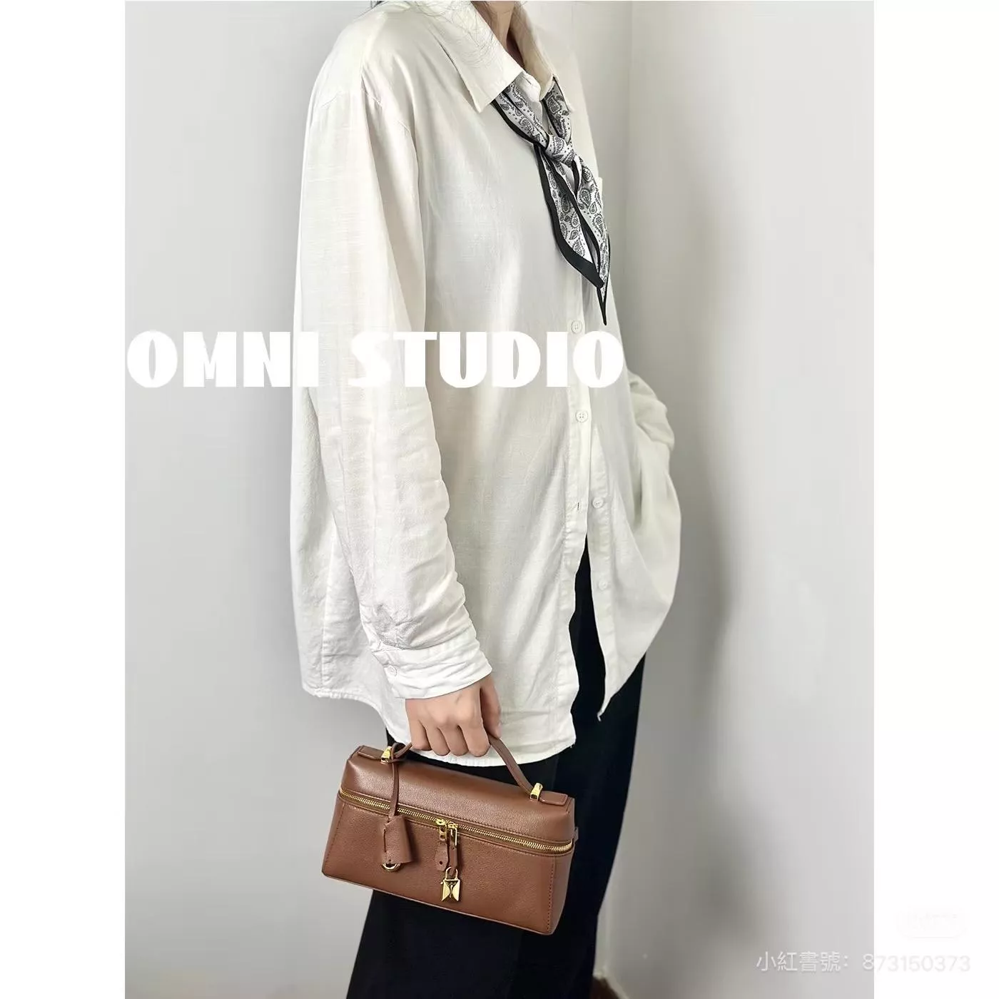 Loro Piana Extra Bag L23 手袋 焦棕色 牛皮革高定版｜老錢極簡風（23×12×7cm）