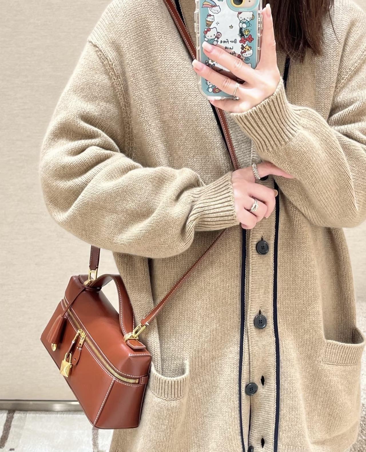 Loro Piana 平紋Extra Bag L23 手袋紅磚色牛皮革高級質感可手提斜挎