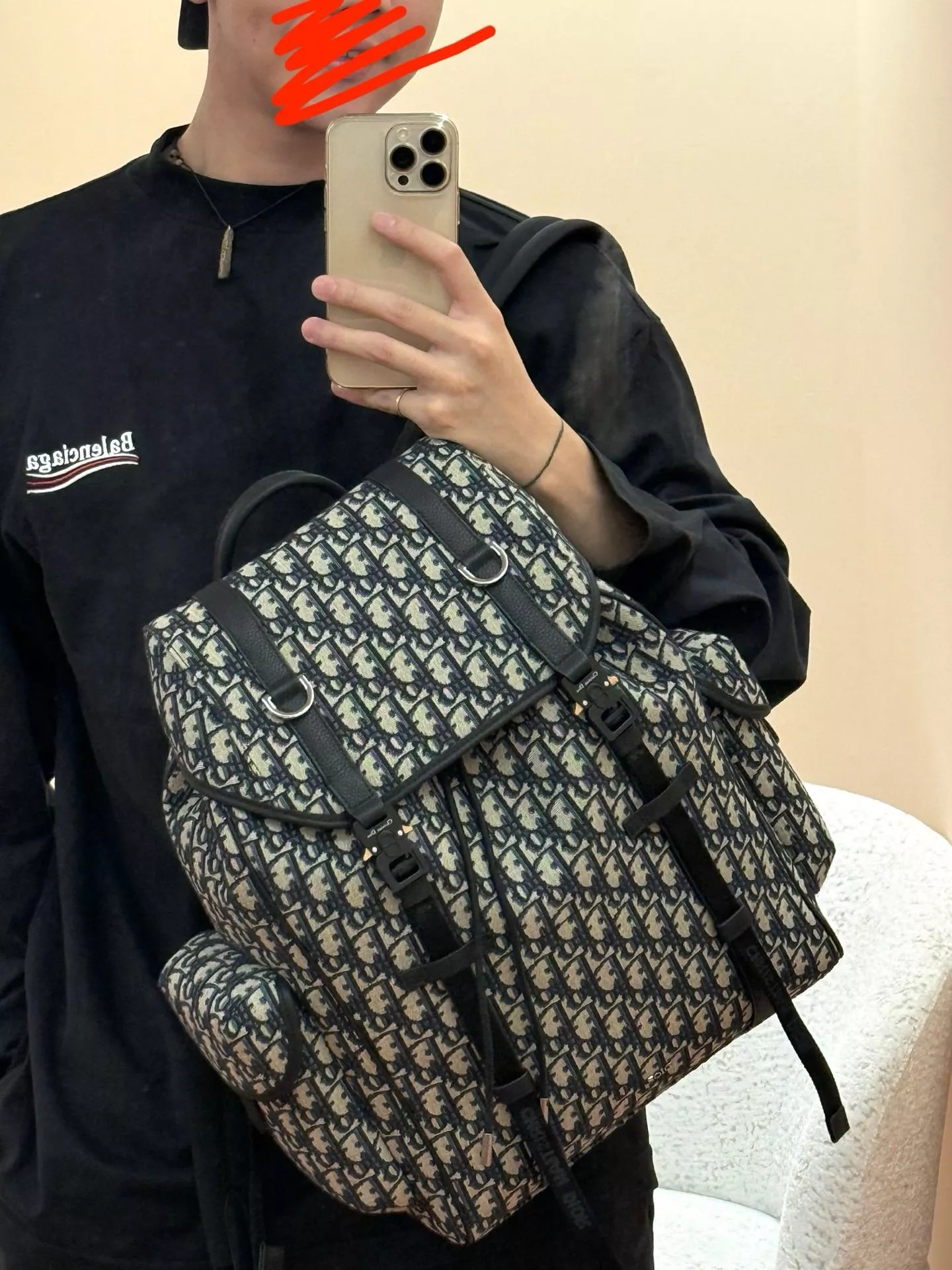 DIOR 老花翻蓋刺繡雙肩背包・｜43×43×18cm