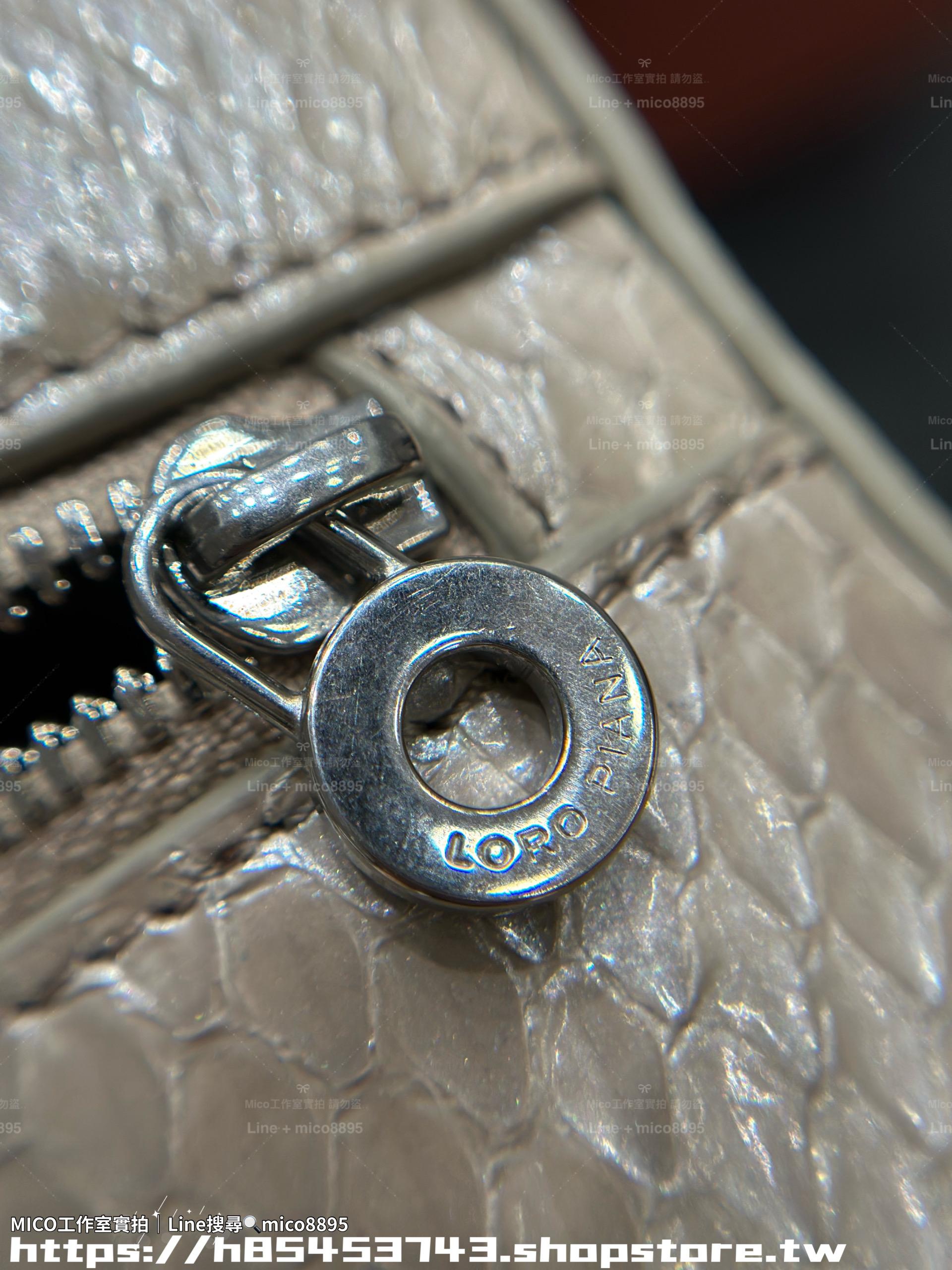 Loro Piana Extra Pocket L19 手袋｜香檳銀水蛇皮奢華限定款（19×11