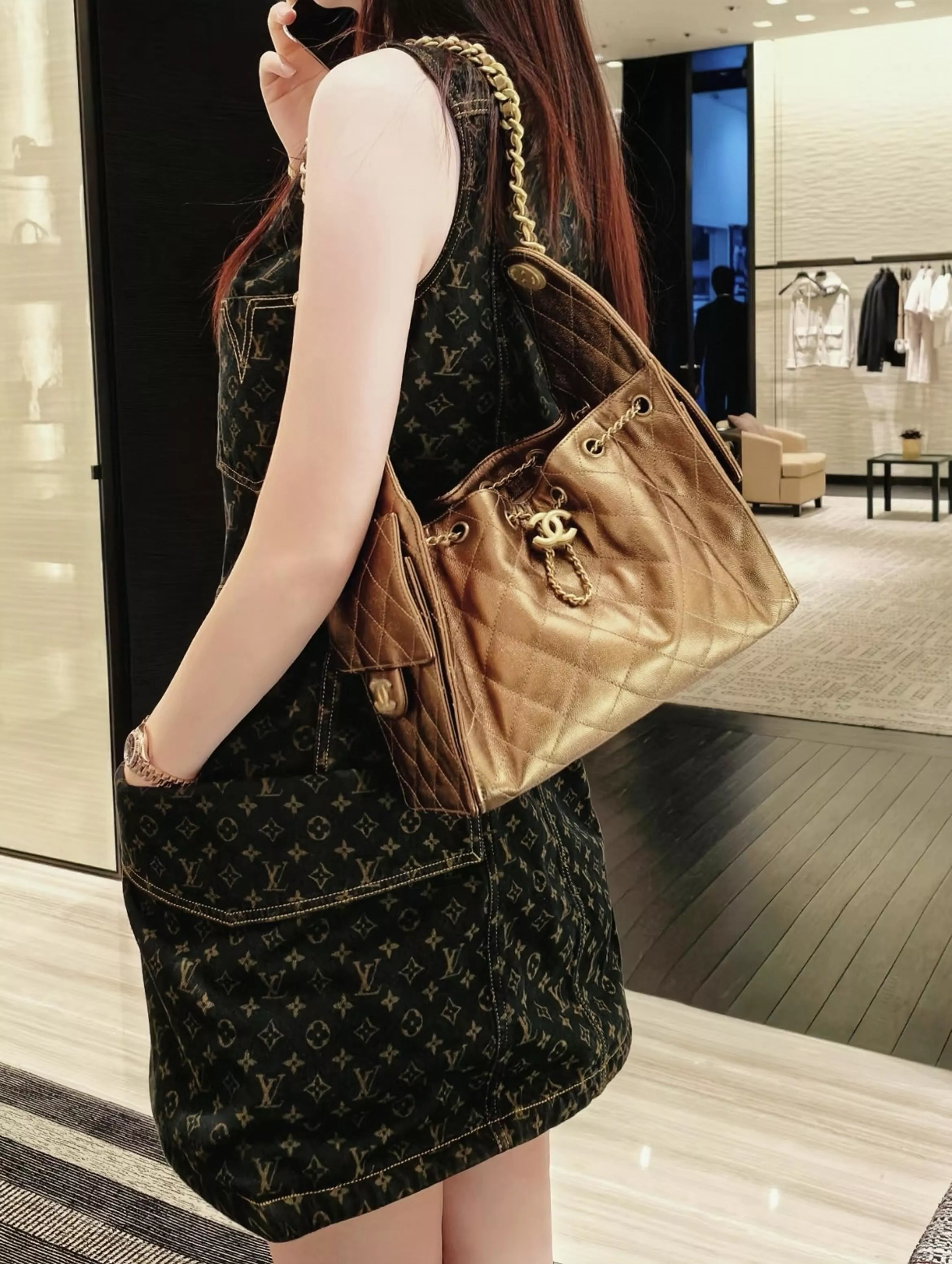 CHANEL 25Bag （小號）・古銅色 hobo 抽繩水桶包 26cm