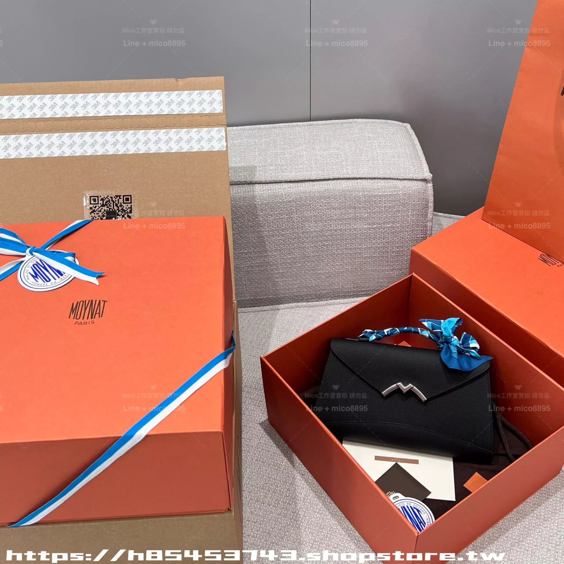 Gabrielle Clutch｜黑色銀扣 Carat 掌紋牛皮・旋轉 M 扣・26cm（手工縫製｜純銅五金）