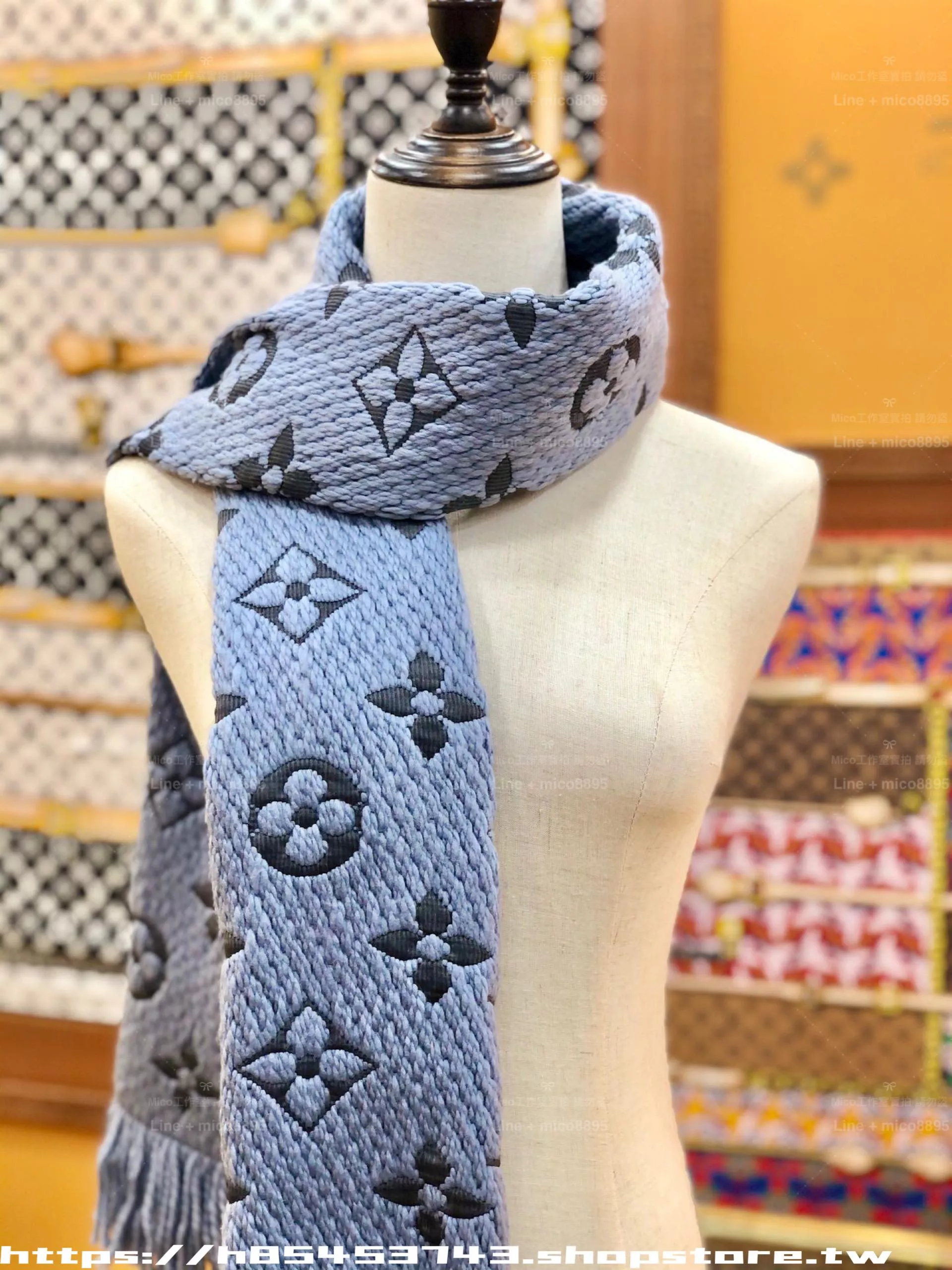 LV 純色款/藍灰色 Monogram 刺繡圍巾｜175×30cm｜手工流蘇款