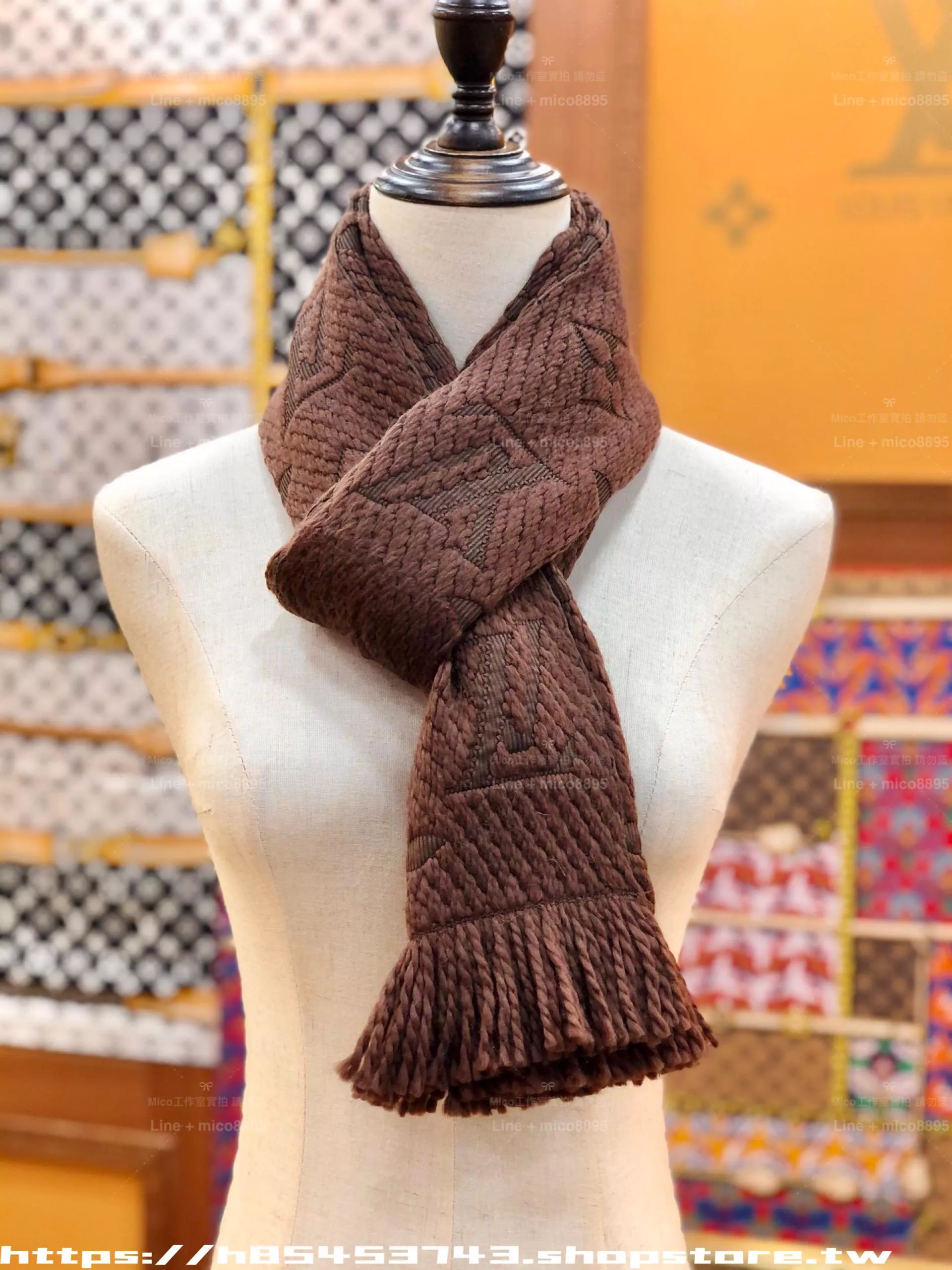 LV 純色款/咖啡色 Monogram 刺繡圍巾｜175×30cm｜手工流蘇款