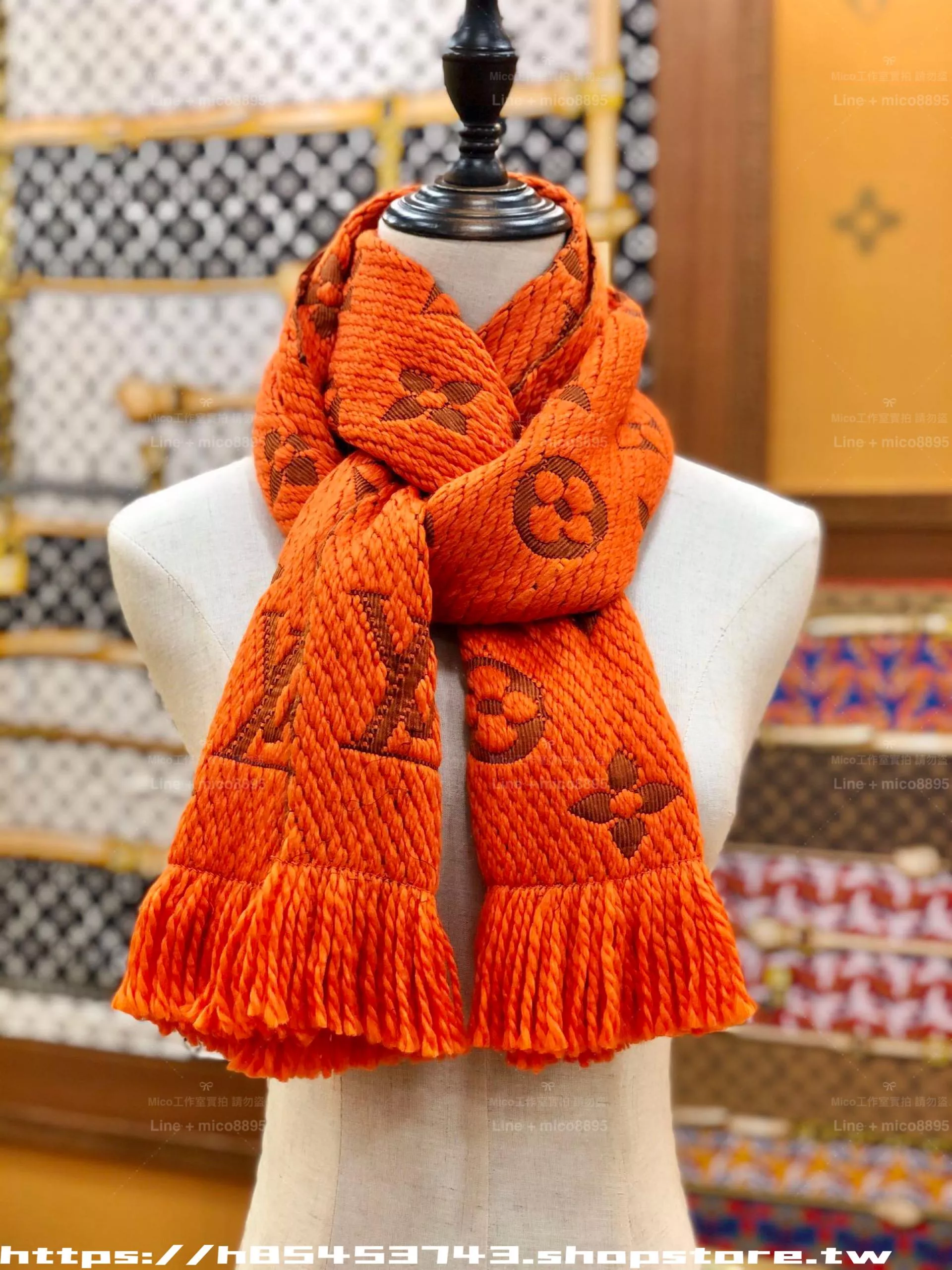 LV 純色款/橙色 Monogram 刺繡圍巾｜175×30cm｜手工流蘇款