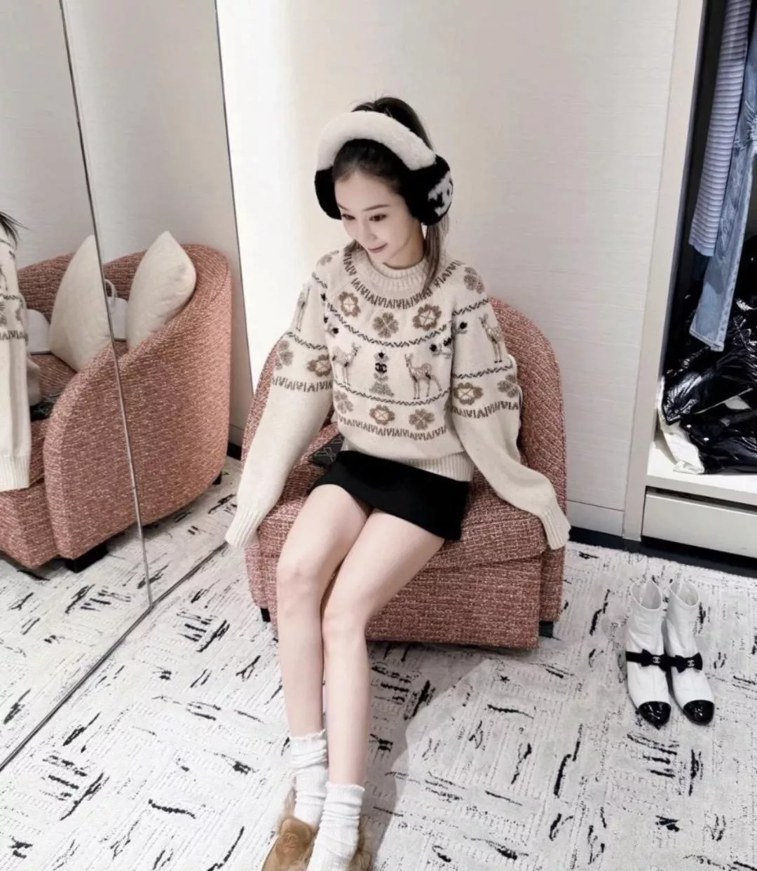 25N 麋鹿提花亮絲針織毛衣｜彩點紗冬季厚款｜雪景感小香風上衣｜36／38／40