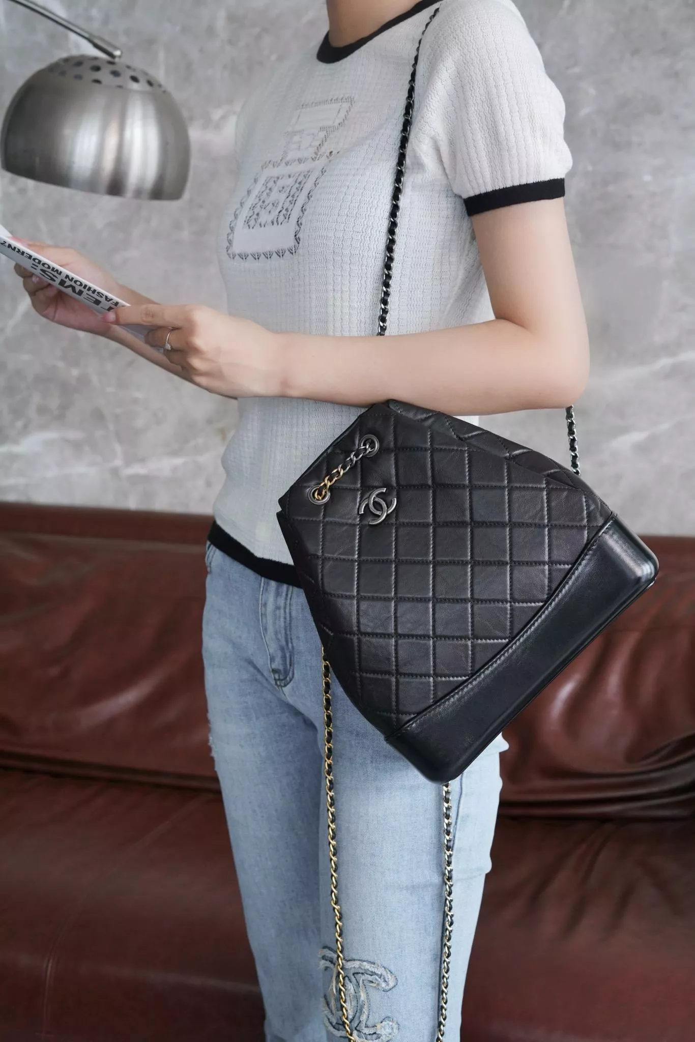 Gabrielle 流浪背包｜黑色 大號 雙皮質結構設計・經典實用款