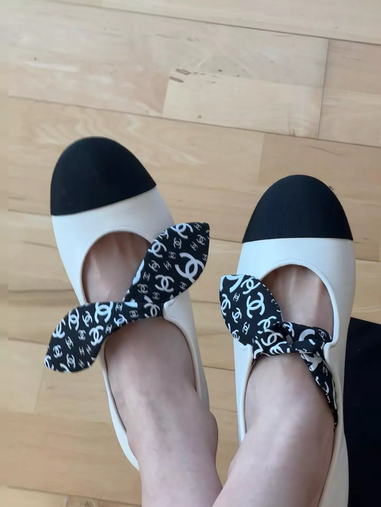 26C 蝴蝶結瑪麗珍芭蕾舞鞋｜黑白羊皮＋絲帶款｜35～41碼