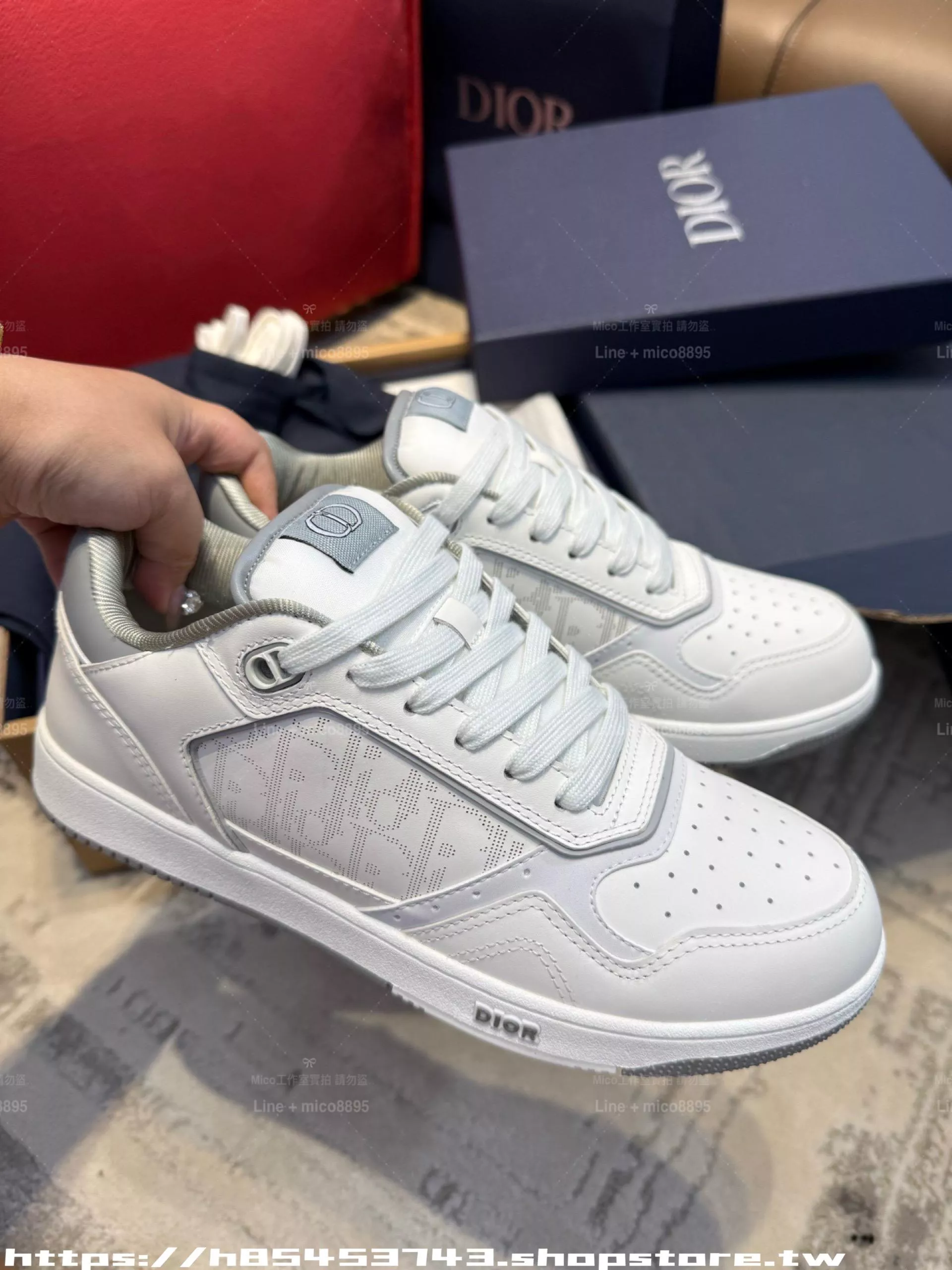 B27 灰底老花休閒鞋｜情侶款牛皮印花｜女35～40／男40～45碼