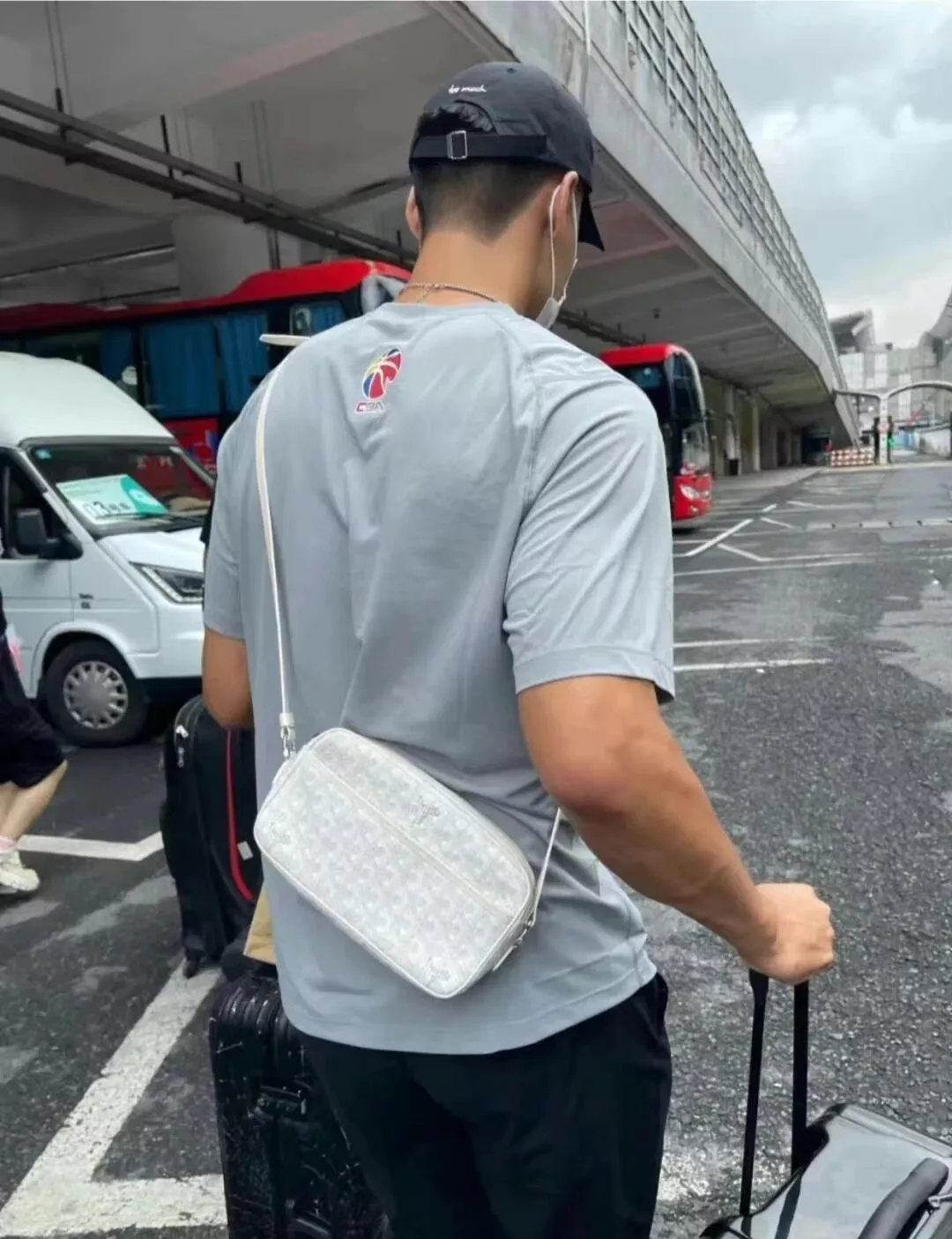 CapVert 相機包 白色｜老花防水帆布｜輕便斜背小包｜日常外出