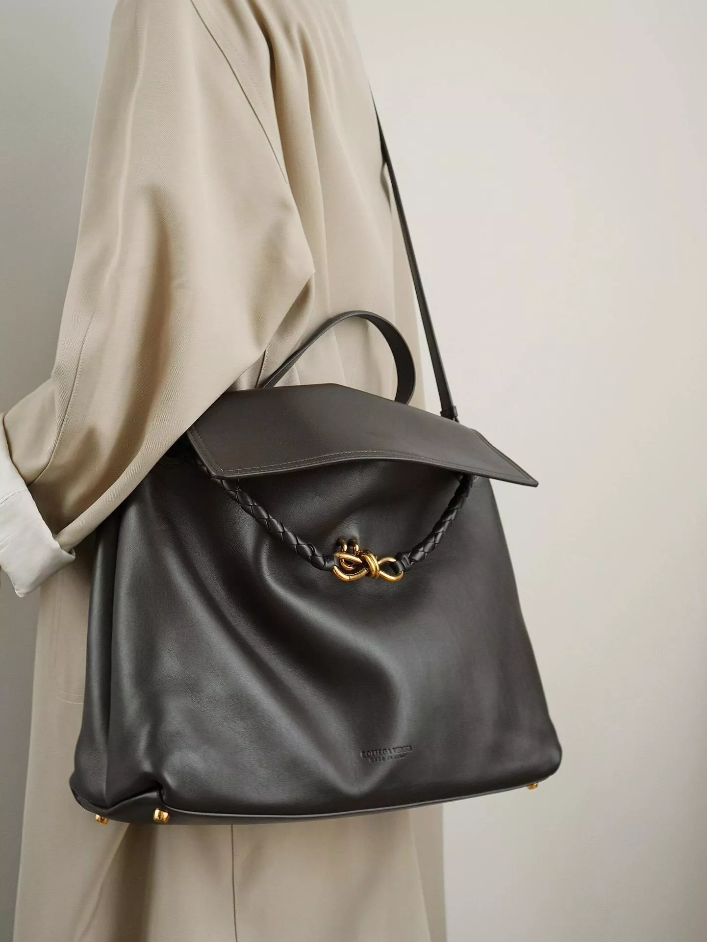 Ciao Ciao Large大號 黑色手提斜背包｜大容量上班通勤包｜簡約設計