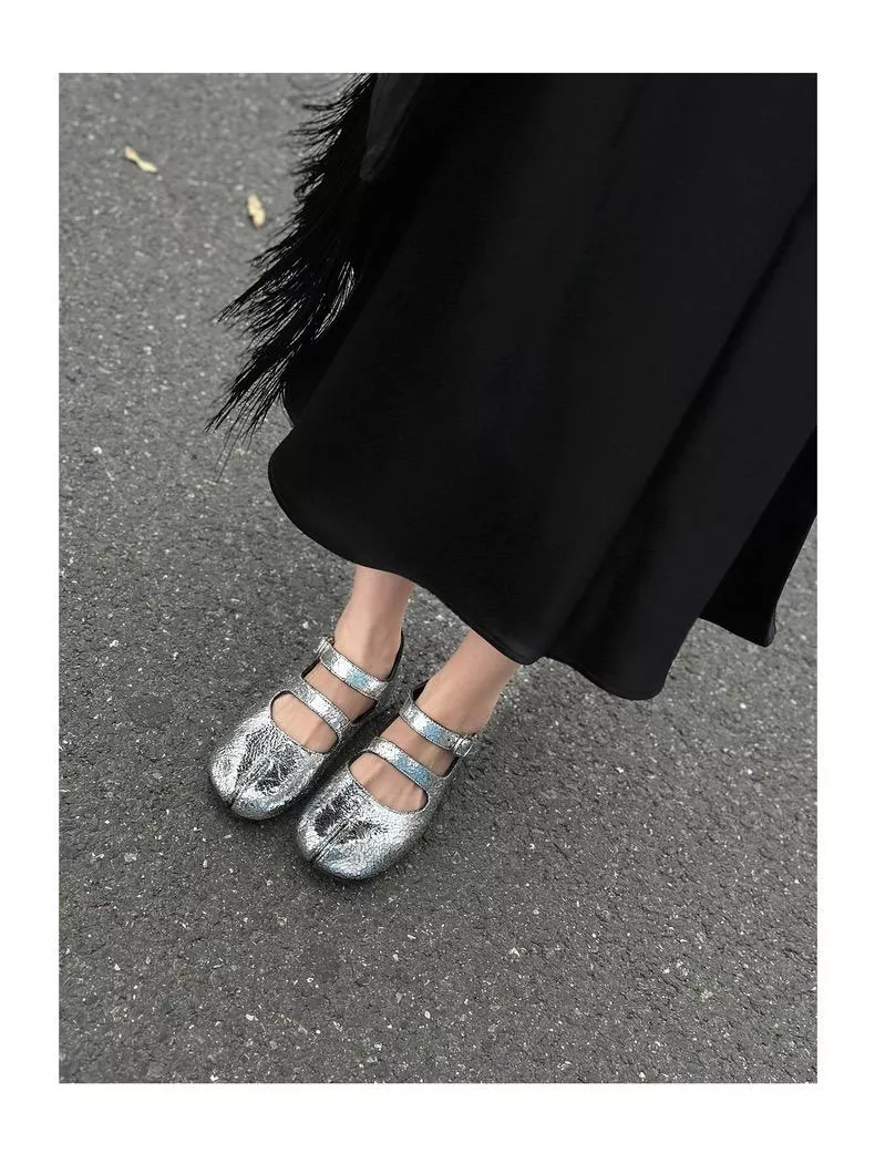 Maison Margiela MM6 銀色分趾瑪麗珍鞋｜Tabi 系列｜35–39