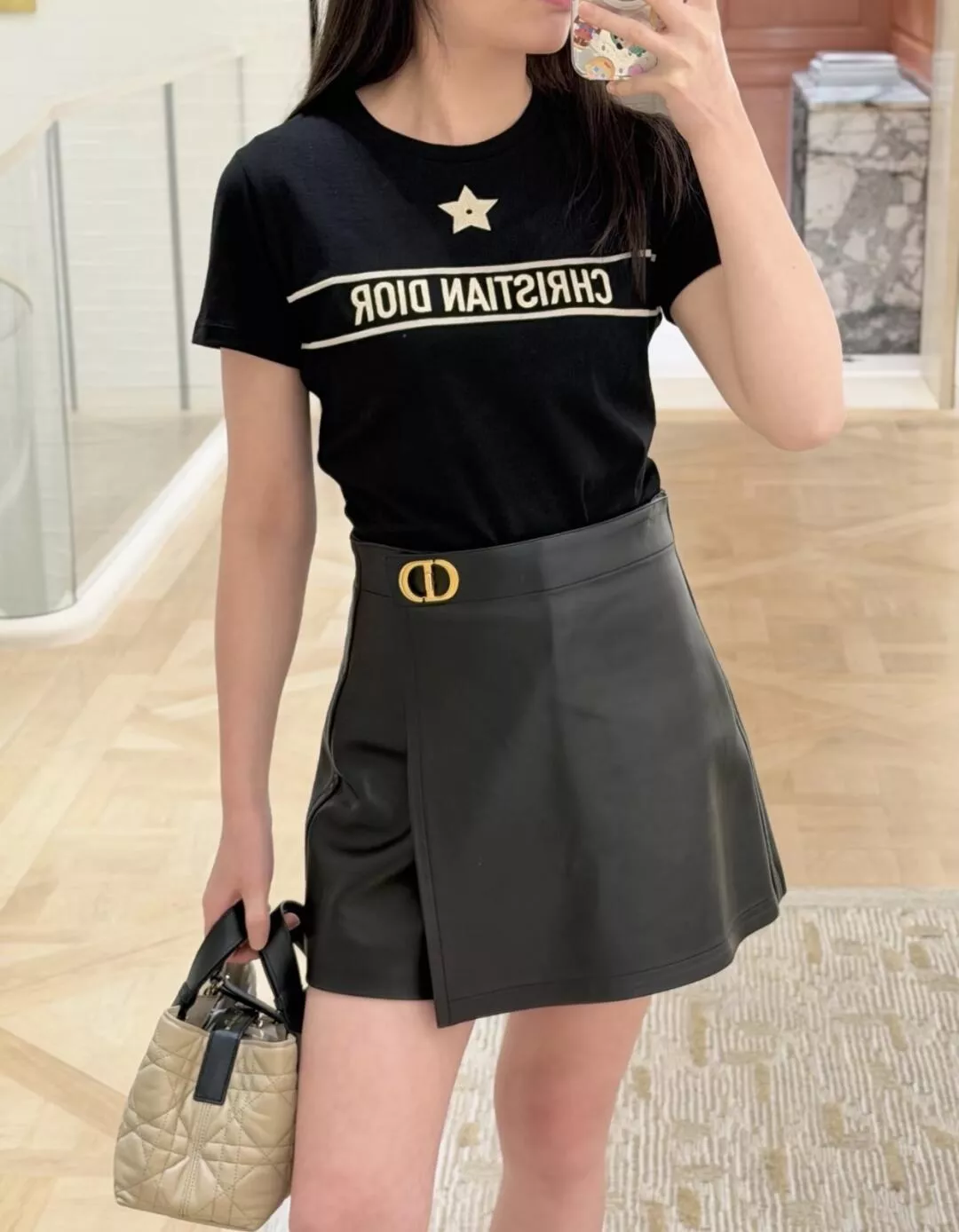 DIOR （黑色）白金五角星字母刺繡棉質 T恤 圓領短袖上衣