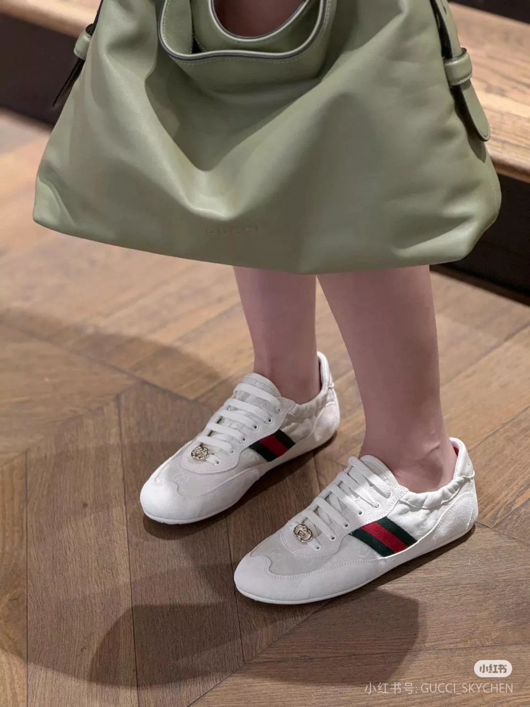 Shift系列 超輕量休閒鞋 薄底鞋｜絨面羊皮 × 網布拼接