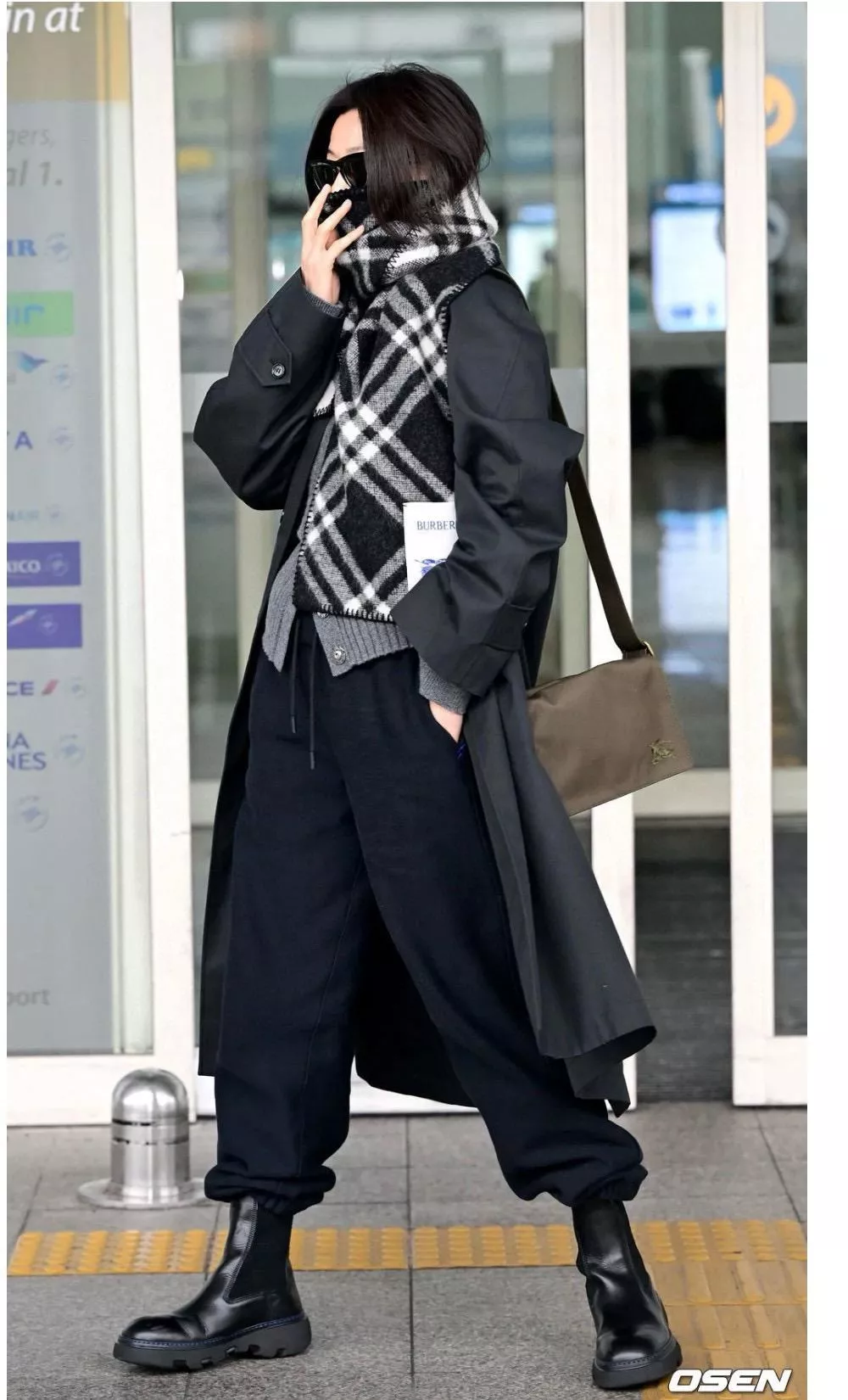 黑色 雙面兩用戰馬格紋長巾｜拉絨羊毛圍巾（182×30cm）