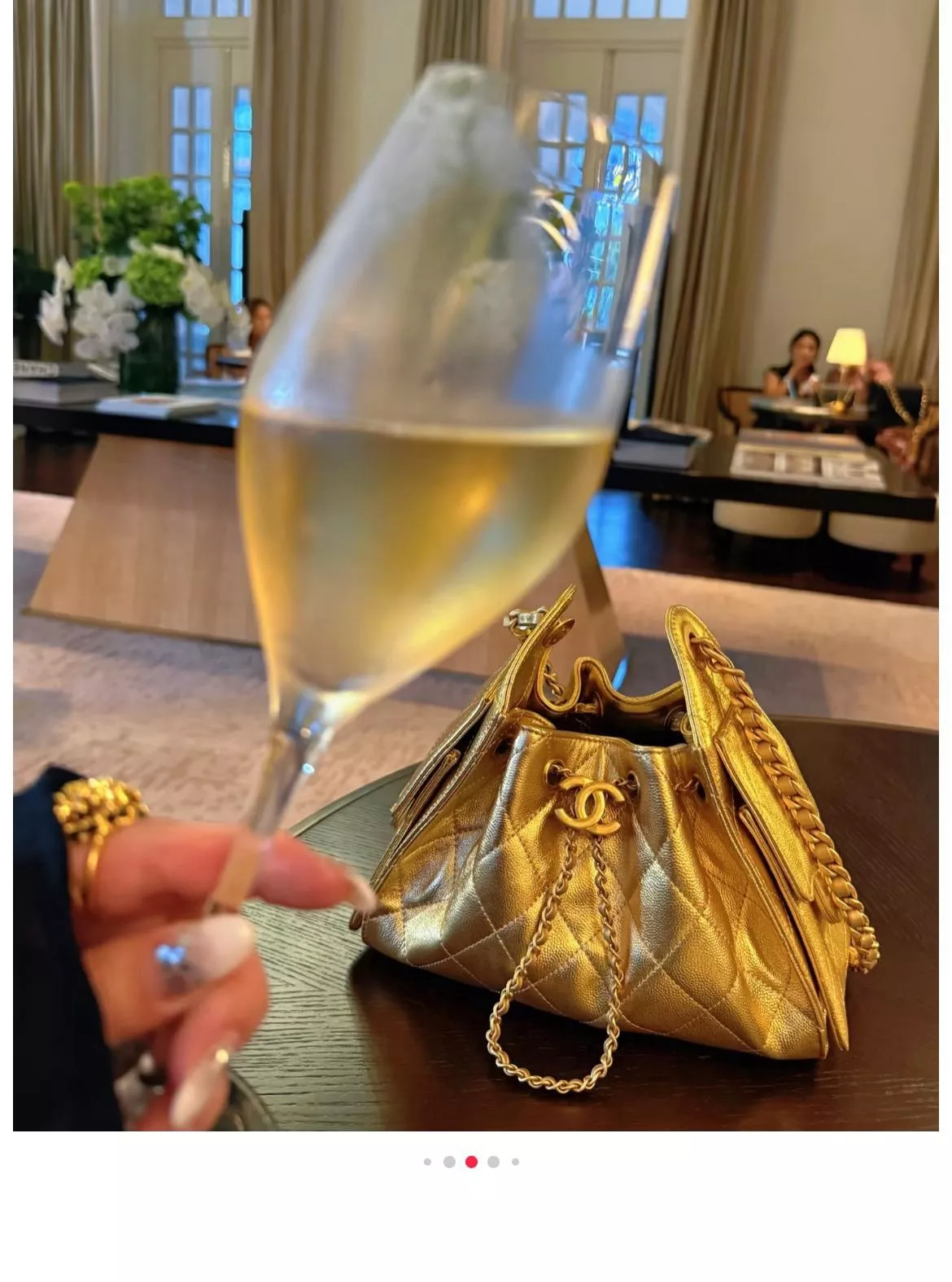 26C系列 金色 Mini 25Bag｜魚子醬牛皮 水桶包 20cm