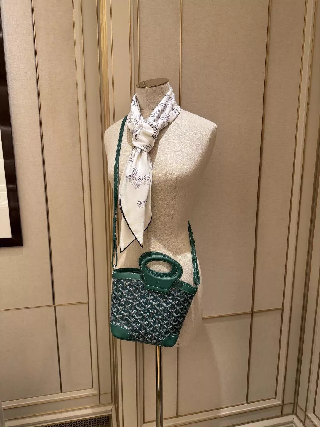 Goyard 綠色 Beluga Mini 束口水桶包 菜籃子｜手提肩背兩用款 23cm