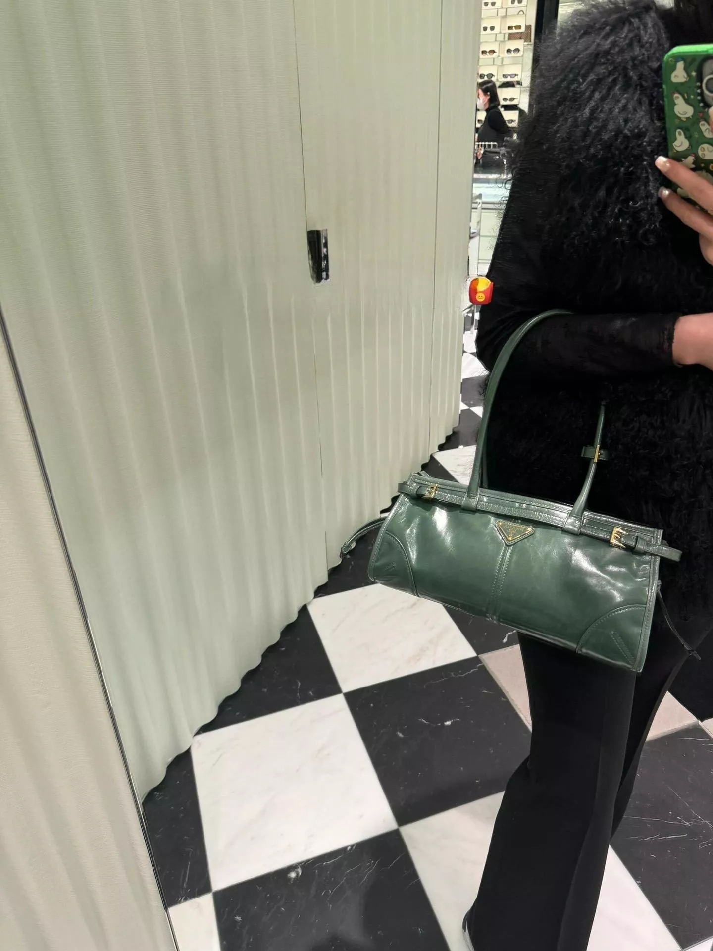 Prada Bonnie 中號皮革手袋 綠色 Soft Lux 油蠟皮包｜長肩帶版本 32cm