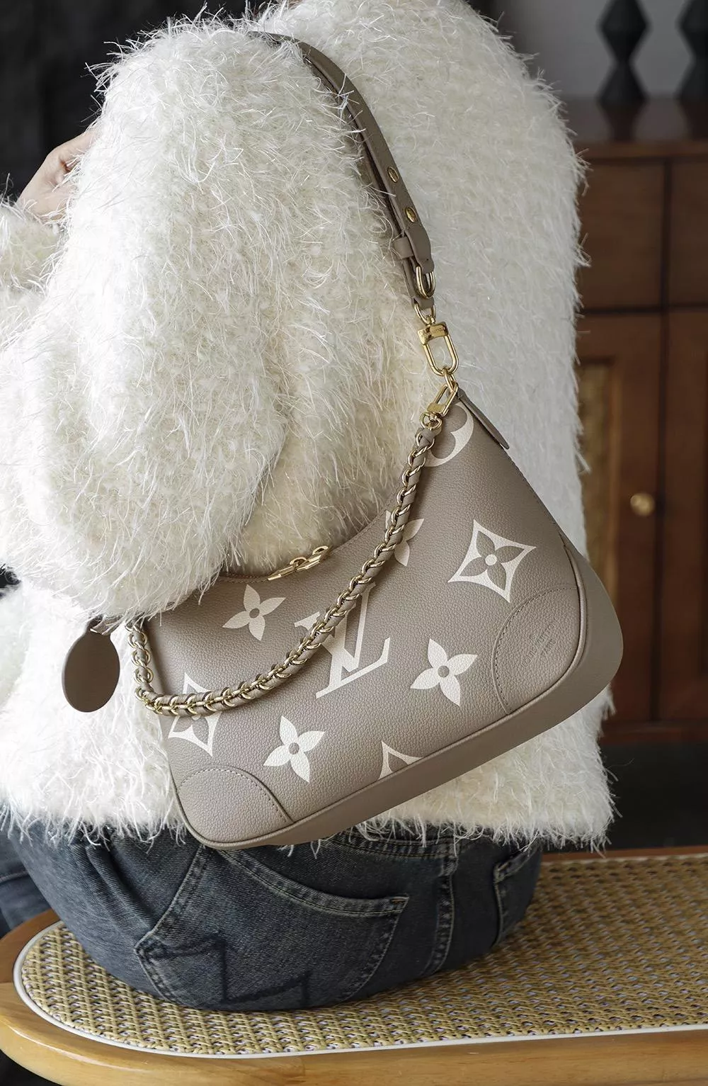 BOULOGNE 小號手袋 M13224｜Empreinte 壓紋皮革鏈條肩背包