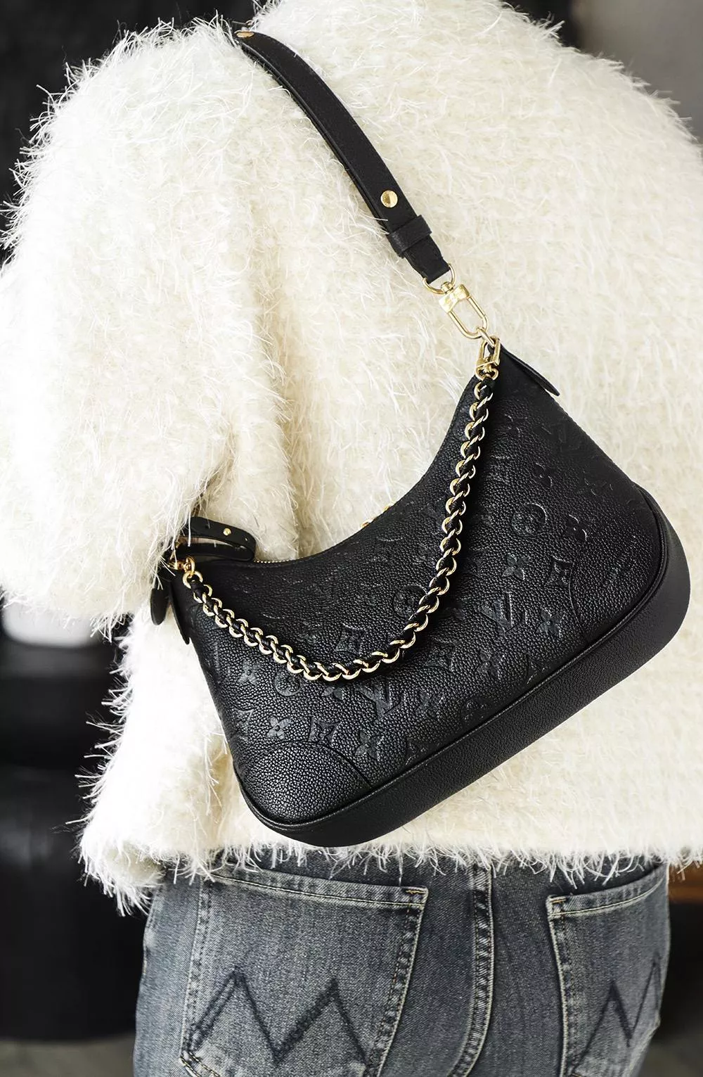 BOULOGNE 小號手袋 M12930｜Empreinte 壓紋皮革鏈條肩背包