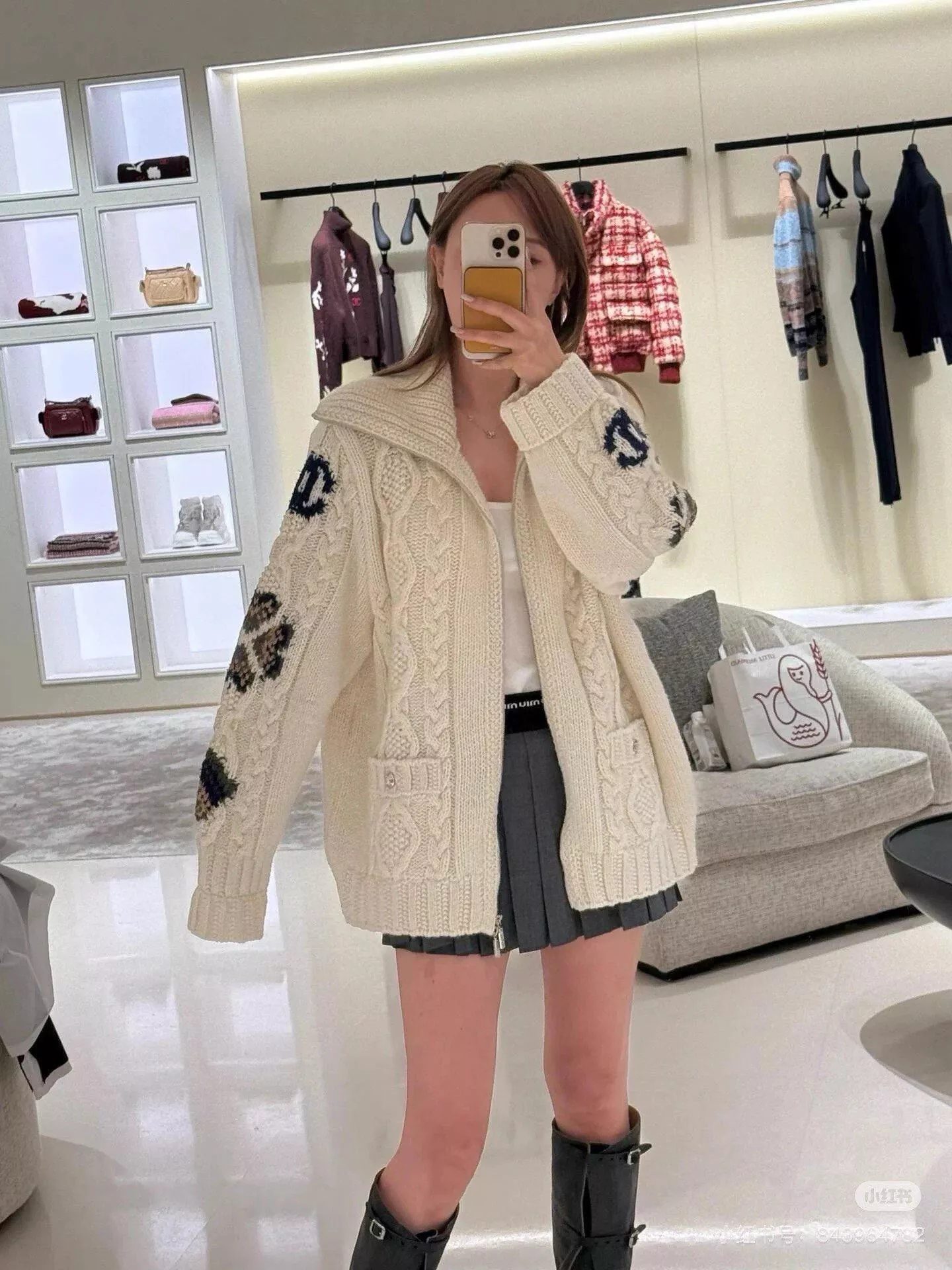 Chanel 24N 白色羊絨麻花編織拉鍊開衫外套｜立體針織設計｜36-40