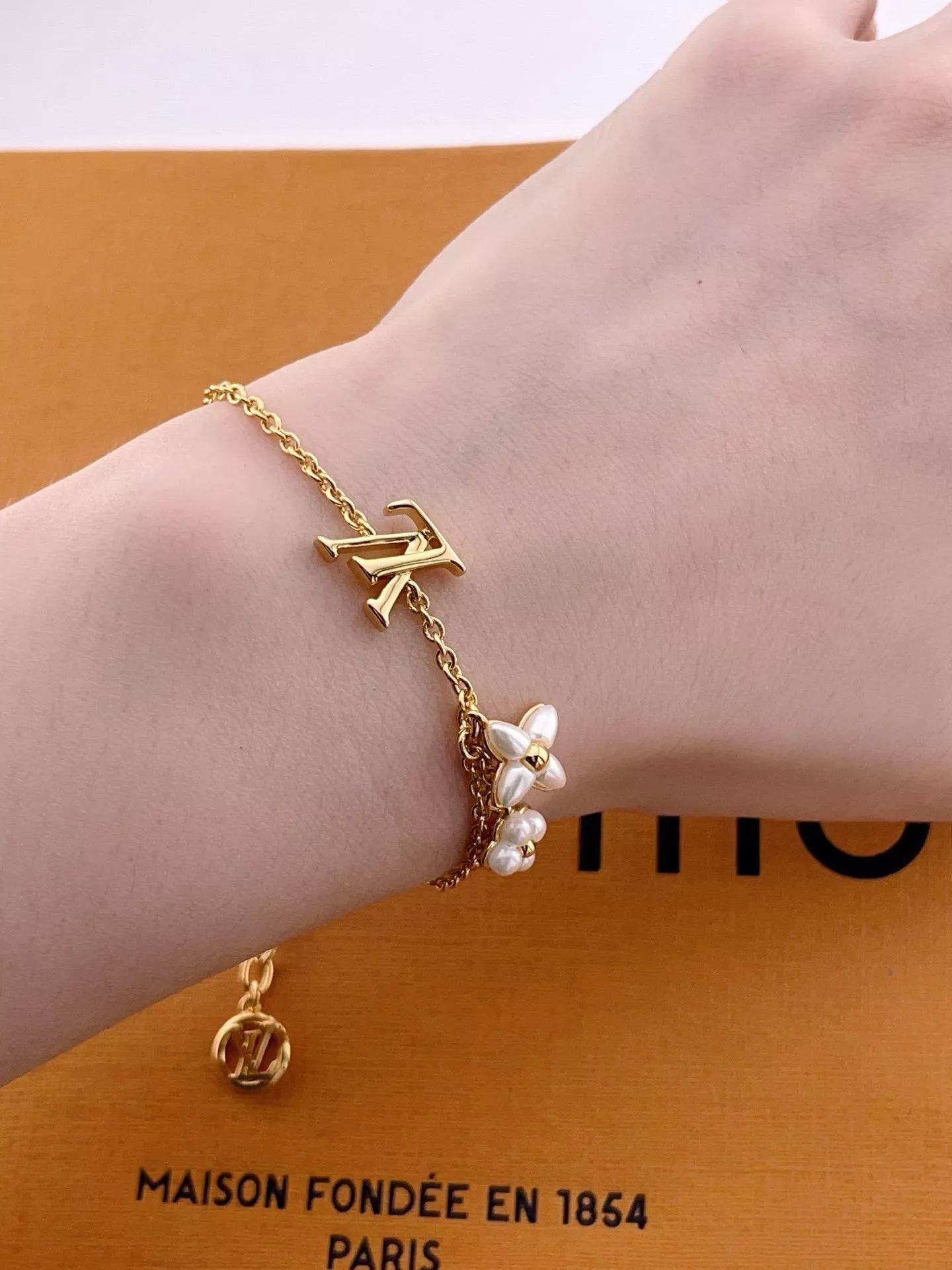 Floragram 雙花吊飾手鍊｜花朵造型細鏈手鏈