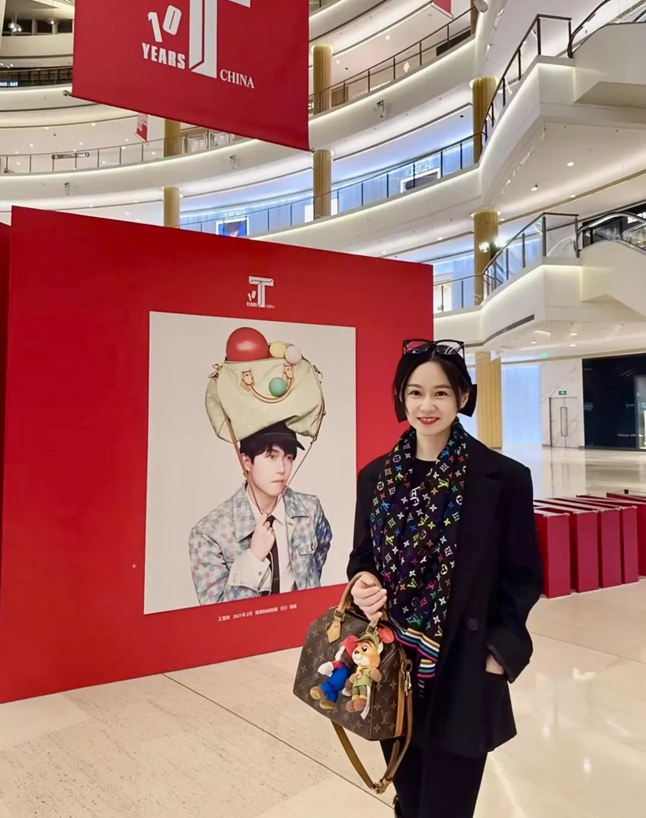 黑色 EV x TM 彩色字母134方巾｜絲毛混紡披肩｜134×134cm